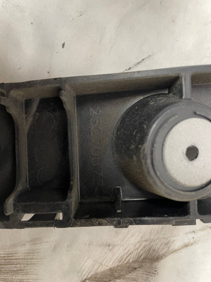 2017 Cadillac CTS-V Rear Bumper Brackets Guides Supports OEM - Day's Parts Yard