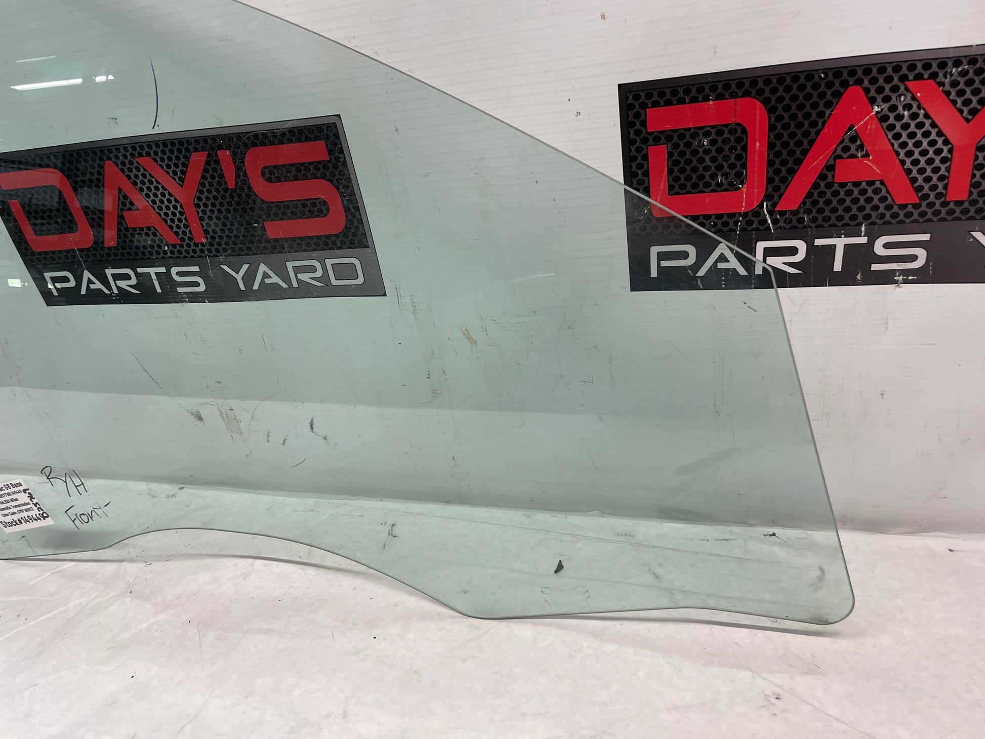 2008 Pontiac G8 Base RH Passenger Front Door Window Glass OEM - Day's Parts Yard