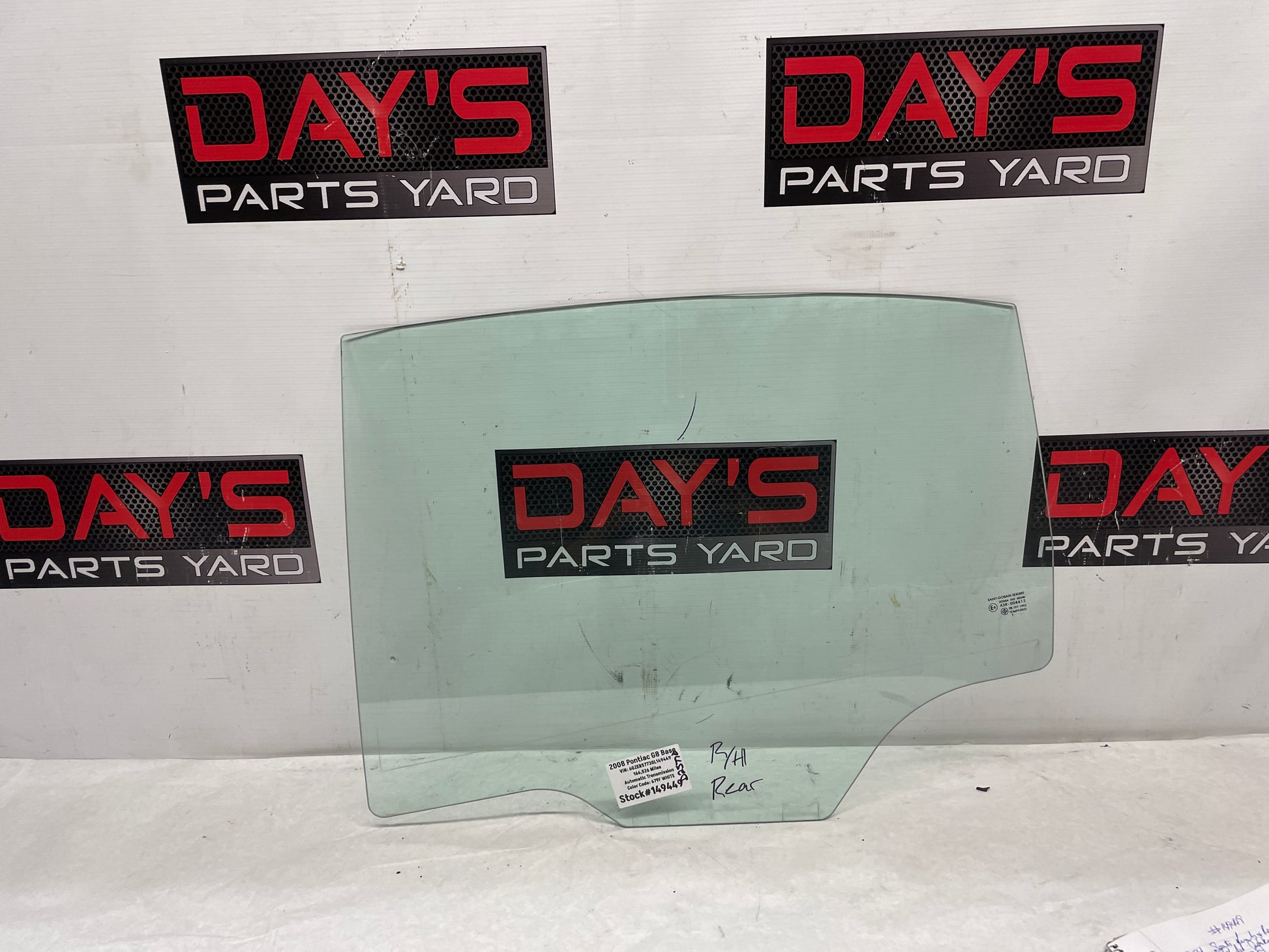 2008 Pontiac G8 Base RH Passenger Rear Door Window Glass OEM - Day's Parts Yard