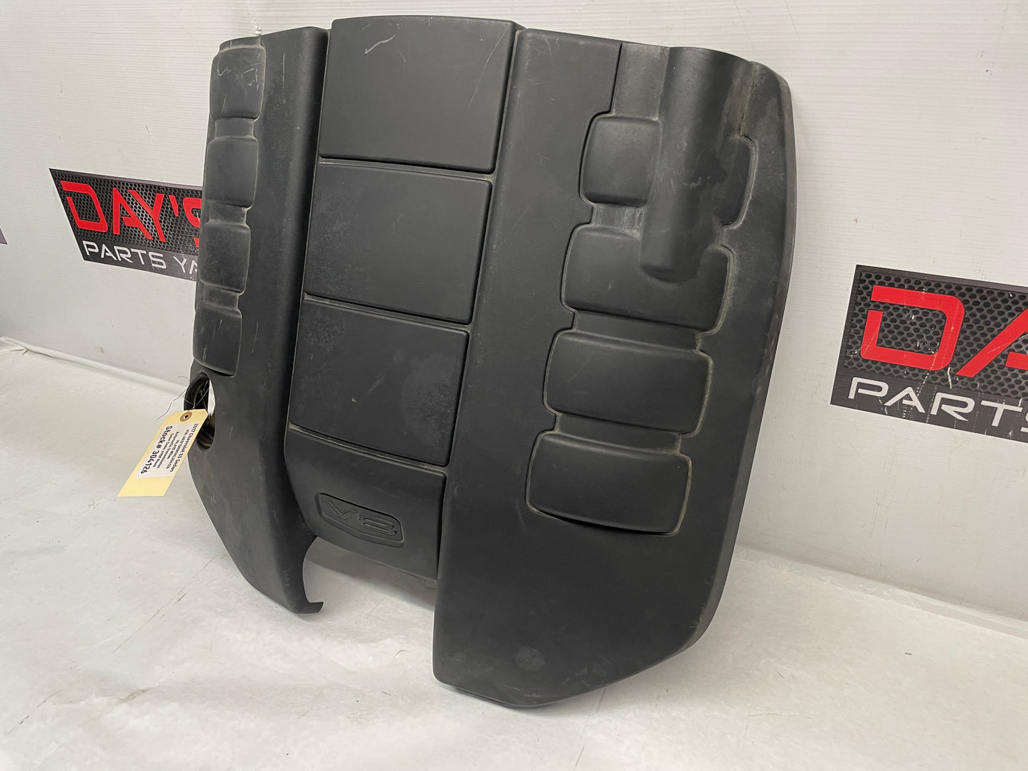 2017 Chevy SS Sedan Engine Motor Intake Coils Cover OEM