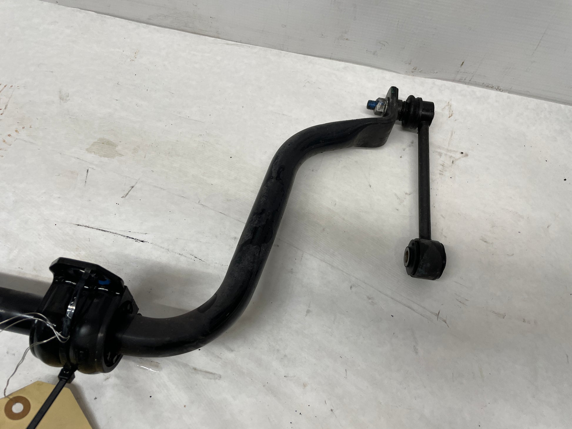 2017 Cadillac CTS-V Rear Suspension Stabilizer Sway Bar OEM - Day's Parts Yard