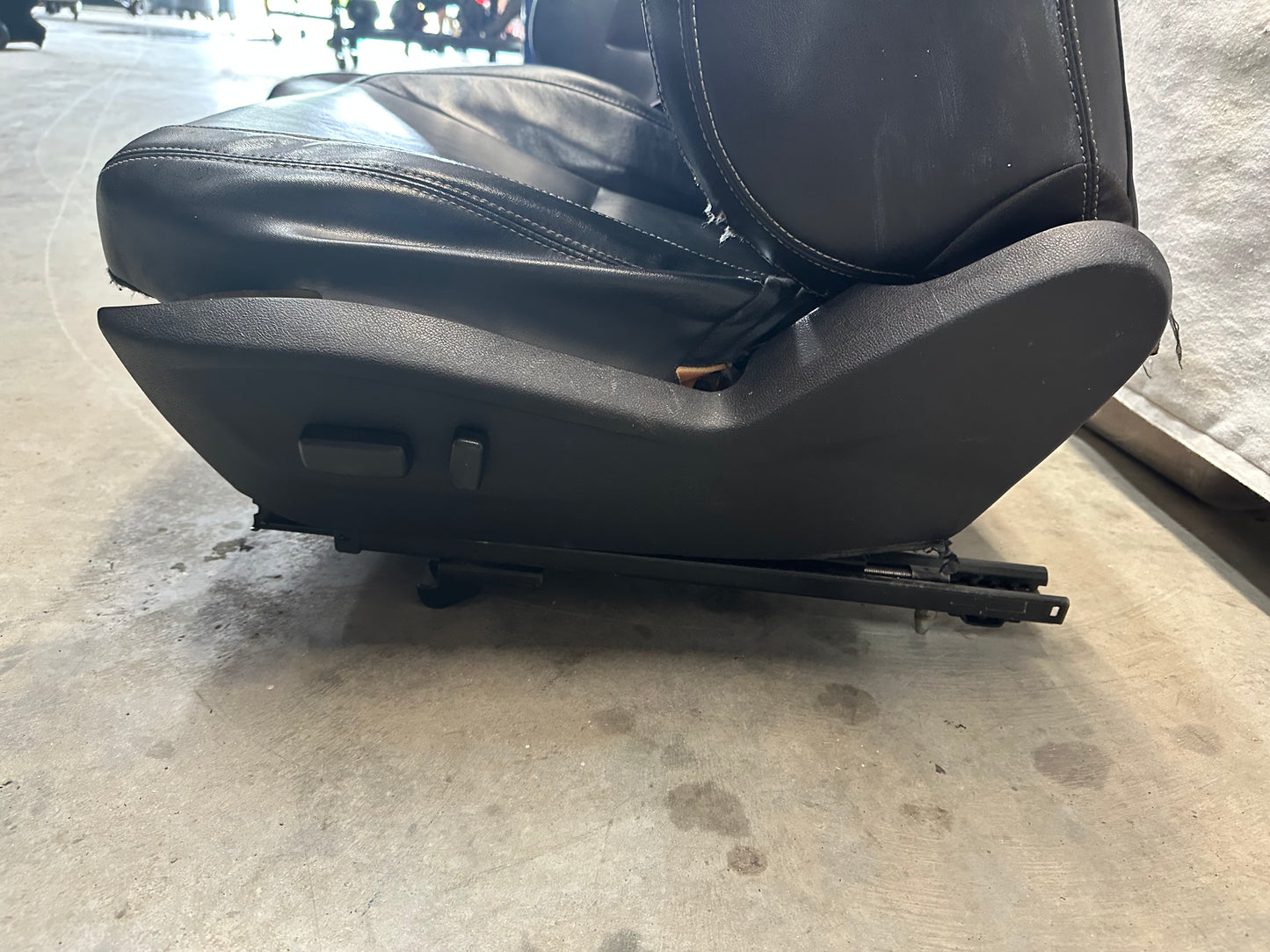 2010 Chevy Camaro SS Seats Fronts and Rears Black Leather OEM - Day's Parts Yard