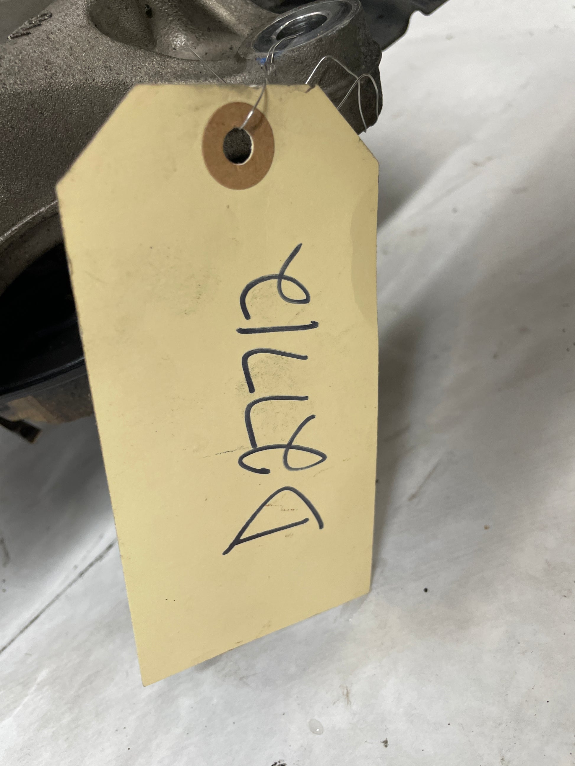 2017 Cadillac CTS-V LH Driver Rear Suspension Knuckle Spindle Hub Wheel Bearing OEM - Day's Parts Yard