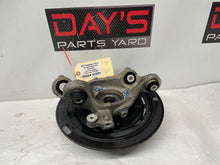 2017 Cadillac CTS-V RH Passenger Rear Suspension Spindle Knuckle Hub Wheel Bearing OEM - Day's Parts Yard