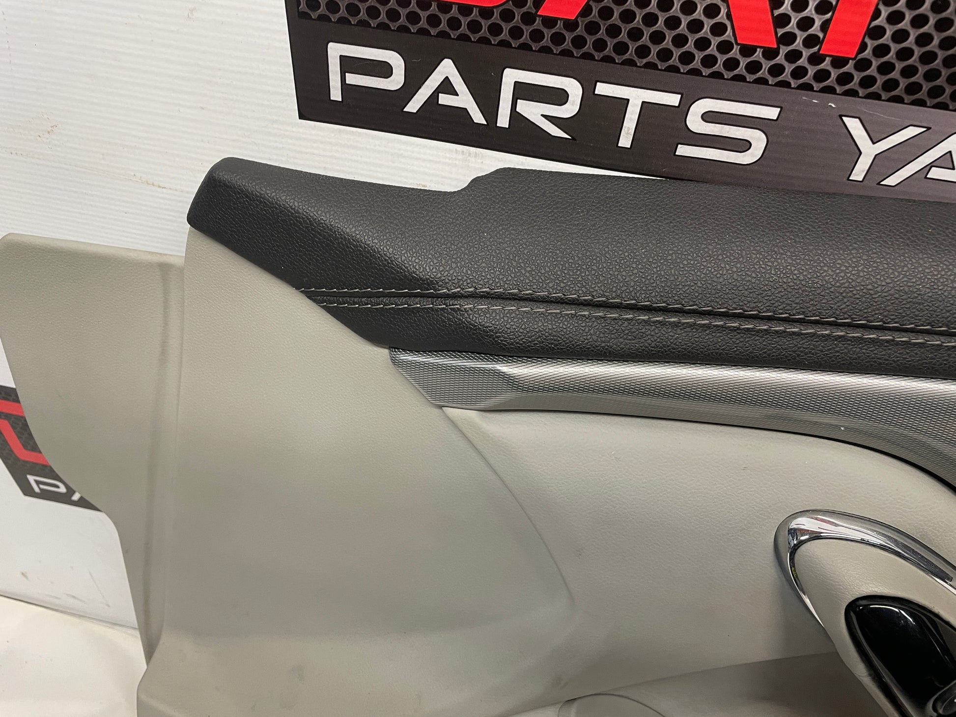 2014 Cadillac CTS-V Coupe RH Passenger Front Interior Door Panel OEM - Day's Parts Yard