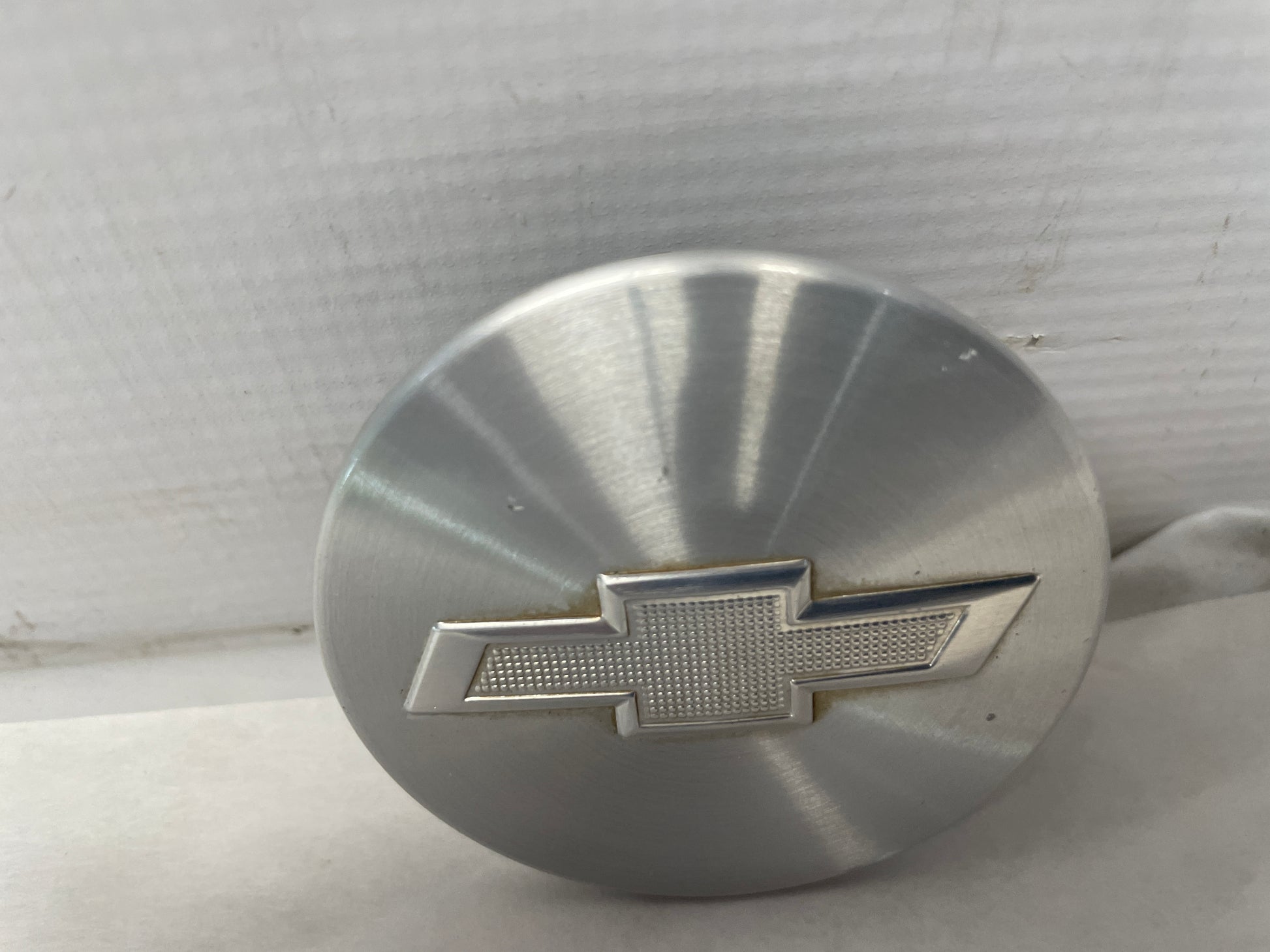 2018 Chevy Camaro SS Wheel Center Caps Silver OEM - Day's Parts Yard