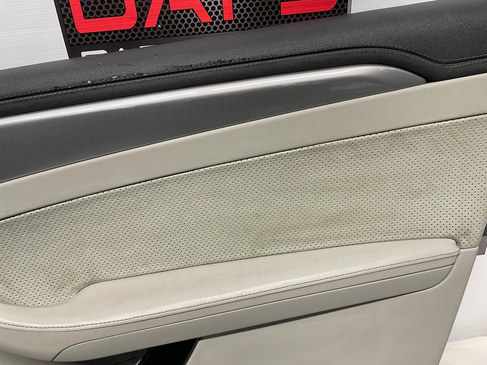2014 Cadillac CTS-V Coupe RH Passenger Front Interior Door Panel OEM - Day's Parts Yard