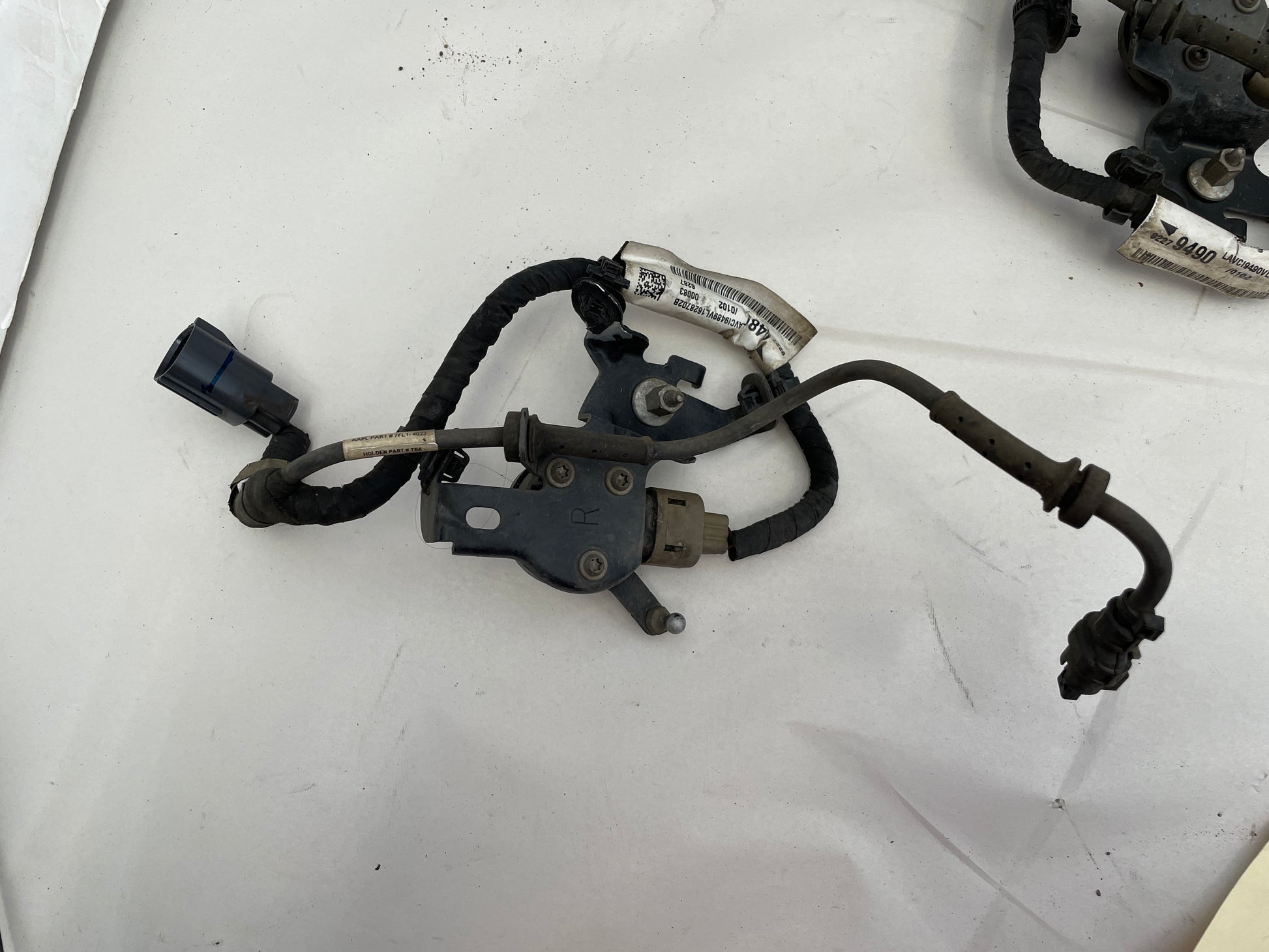 2017 Chevy SS Sedan Front RH & LH Suspension Ride Height Control Sensors OEM - Day's Parts Yard