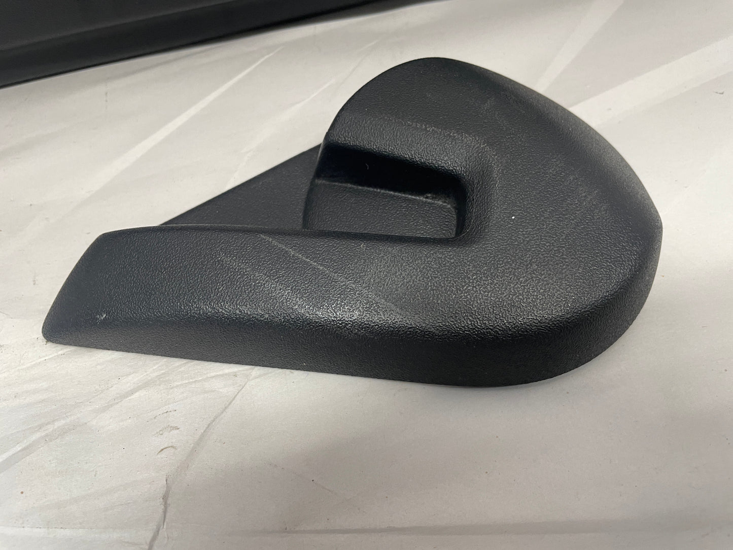 2019 Ford Mustang GT RH Passenger Front Seat Switch Control Buttons Panel OEM