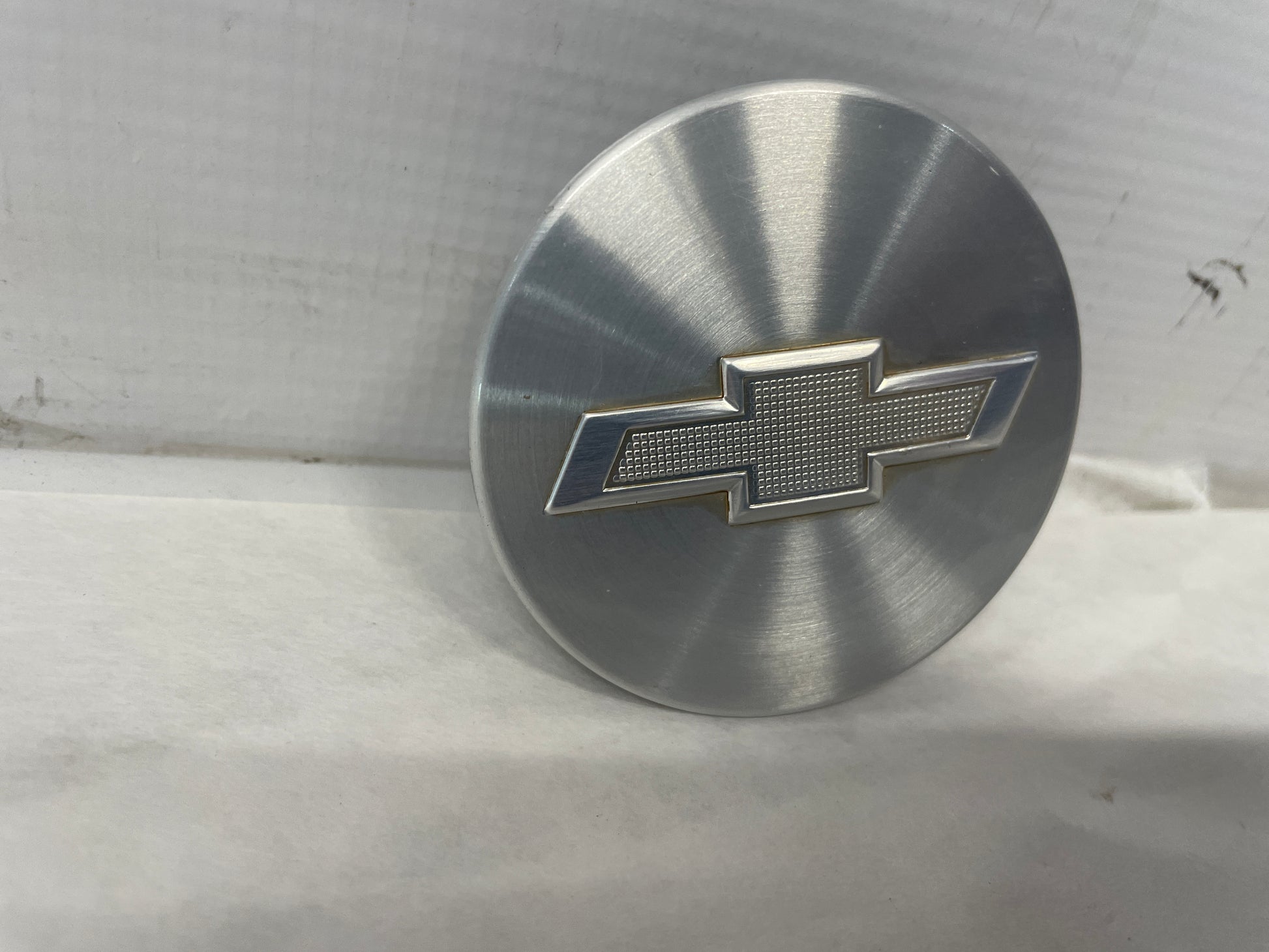 2018 Chevy Camaro SS Wheel Center Caps Silver OEM - Day's Parts Yard