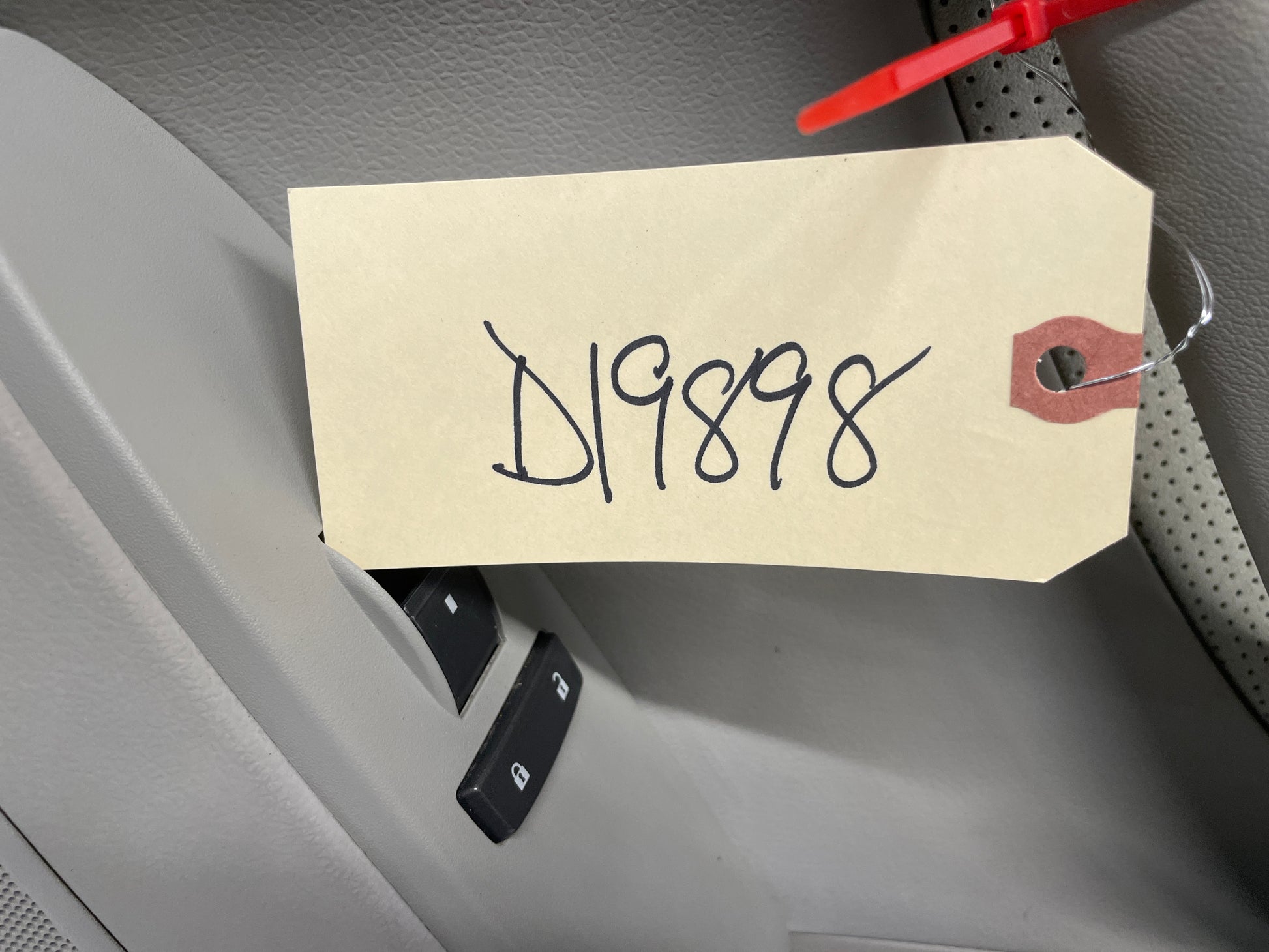 2014 Cadillac CTS-V Coupe RH Passenger Front Interior Door Panel OEM - Day's Parts Yard