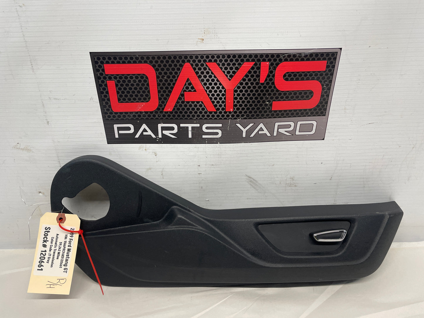2019 Ford Mustang GT RH Passenger Front Seat Switch Control Buttons Panel OEM