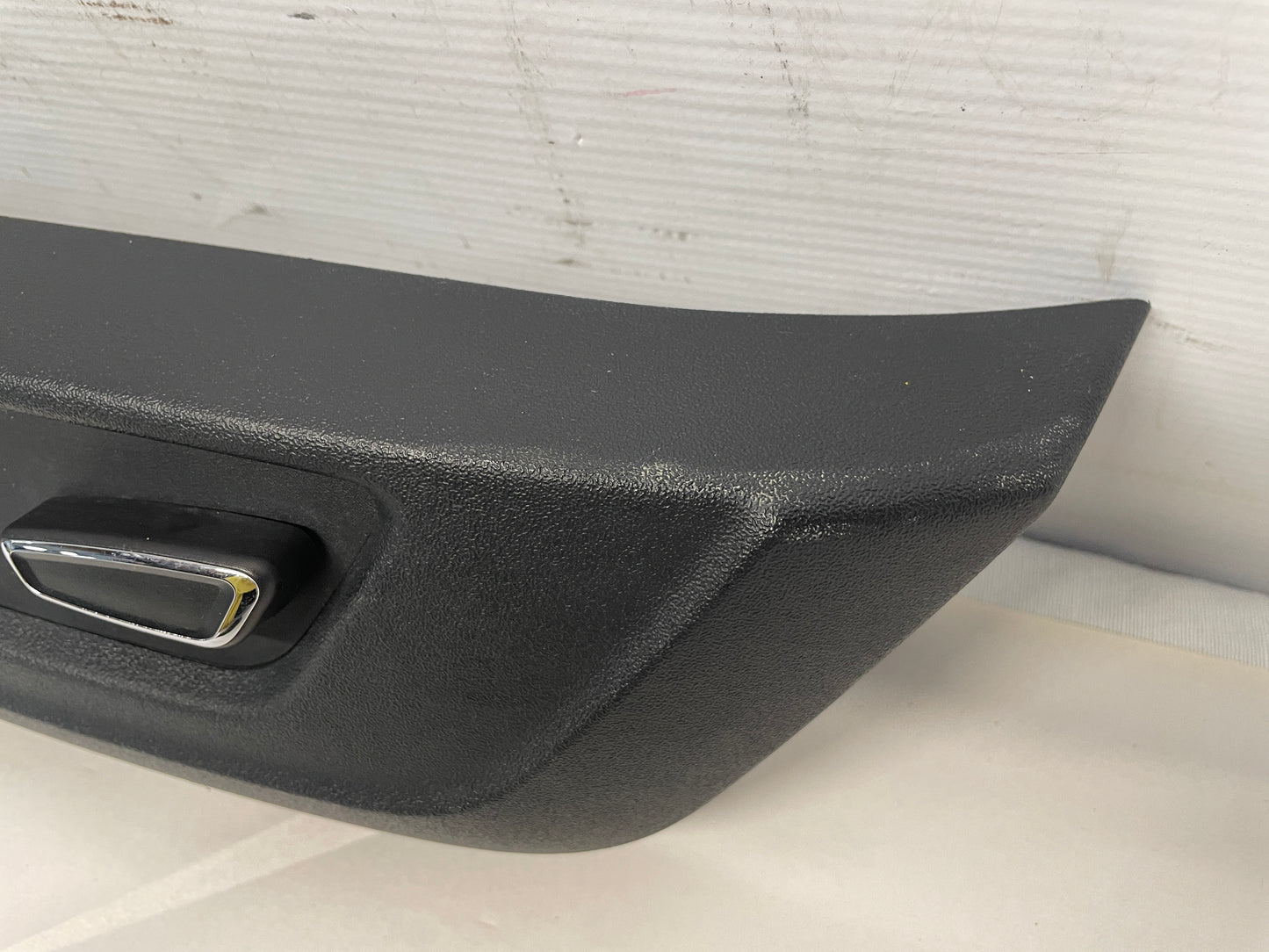 2019 Ford Mustang GT RH Passenger Front Seat Switch Control Buttons Panel OEM