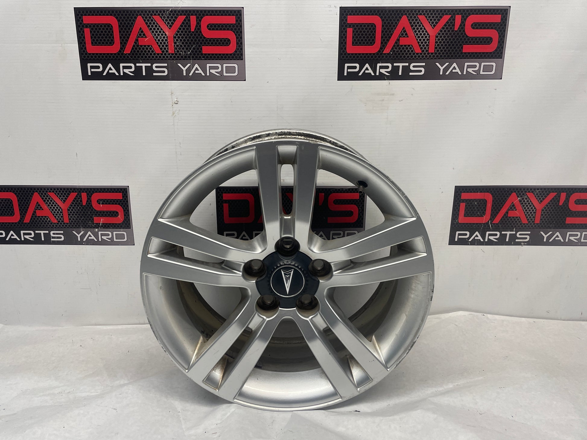 2008 Pontiac G8 Base Wheel 18X8 OEM - Day's Parts Yard