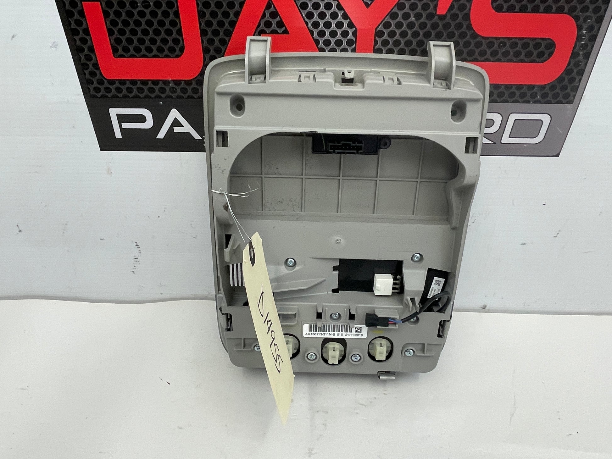 2017 Chevy SS Sedan Over Head Console Dome Map Light OEM - Day's Parts Yard
