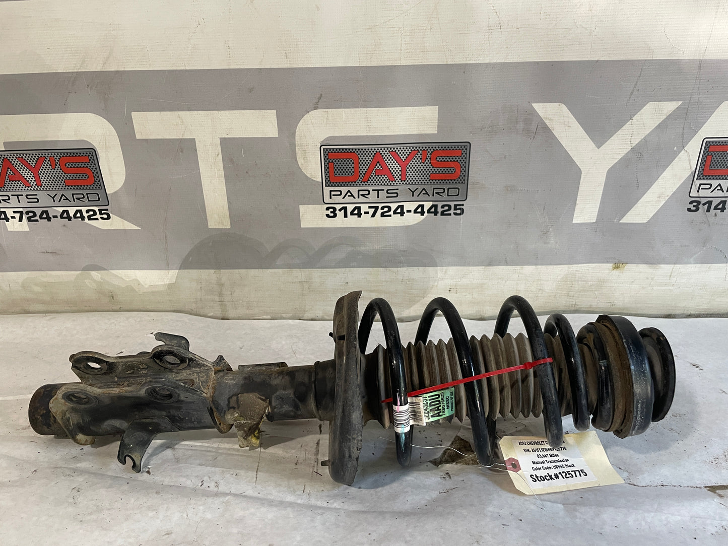2012 Chevy Camaro SS Front RH Passenger Shock Strut Assembly Absorber OEM - Day's Parts Yard
