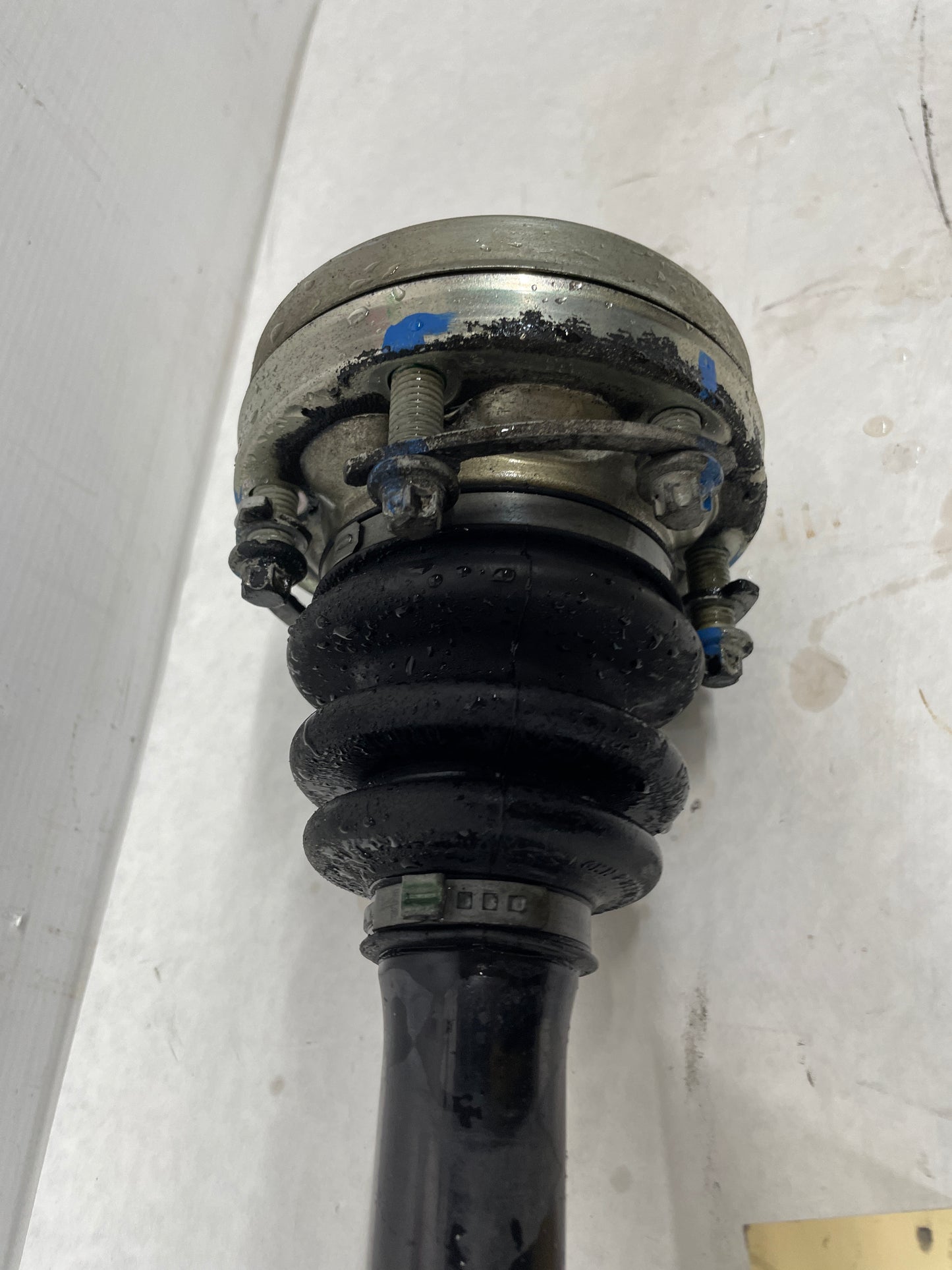 2017 Cadillac CTS-V RH Passenger Rear CV Axle Shaft OEM - Day's Parts Yard