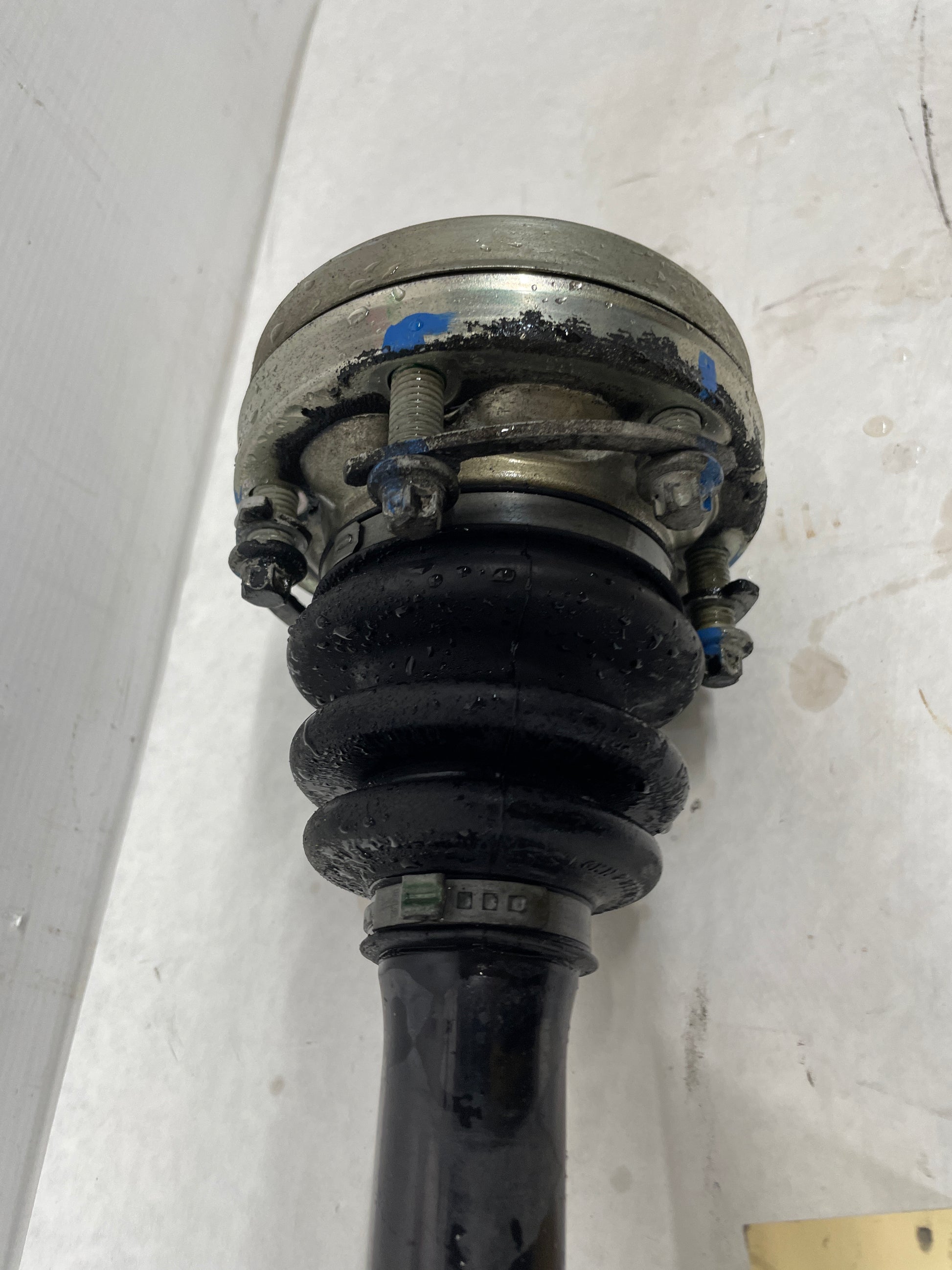 2017 Cadillac CTS-V RH Passenger Rear CV Axle Shaft OEM - Day's Parts Yard