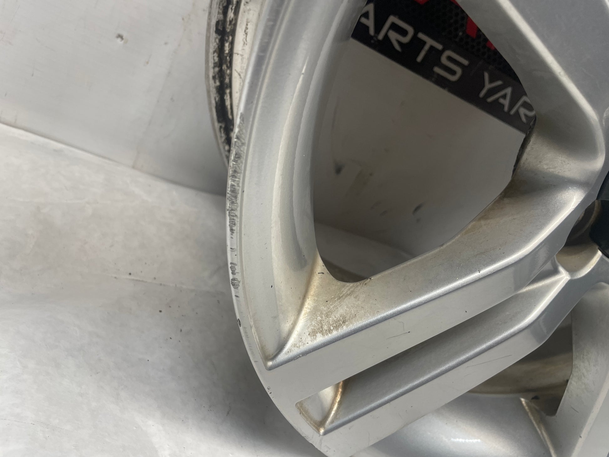 2008 Pontiac G8 Base Wheel 18X8 OEM - Day's Parts Yard