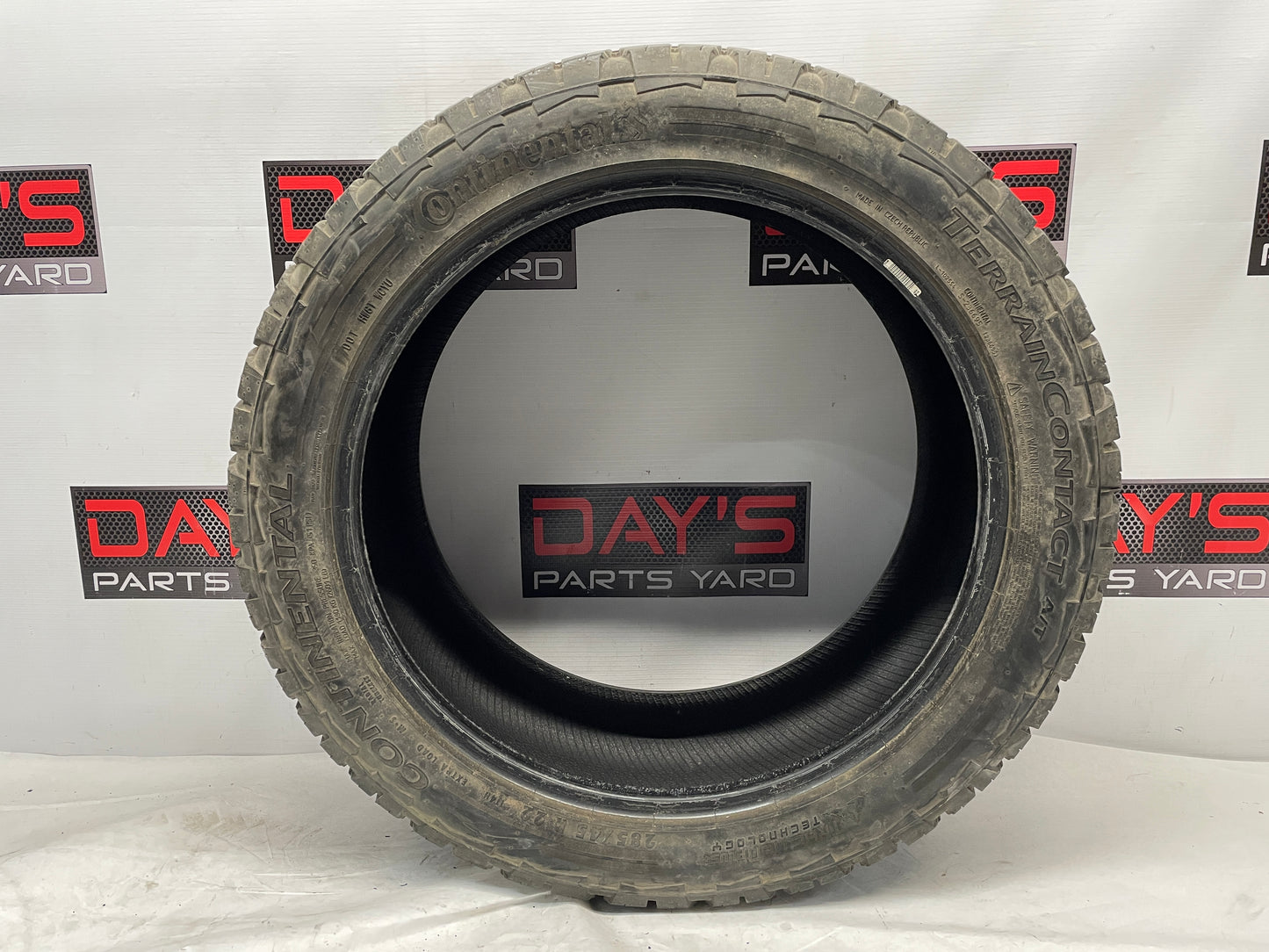 Continental Terrain Contact AT 285/45R22