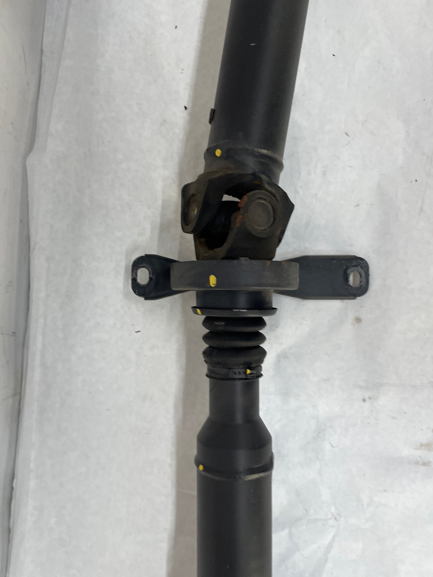 2013 Chevy Caprice PPV Drive Shaft Driveshaft Driveline Propeller Shaft OEM