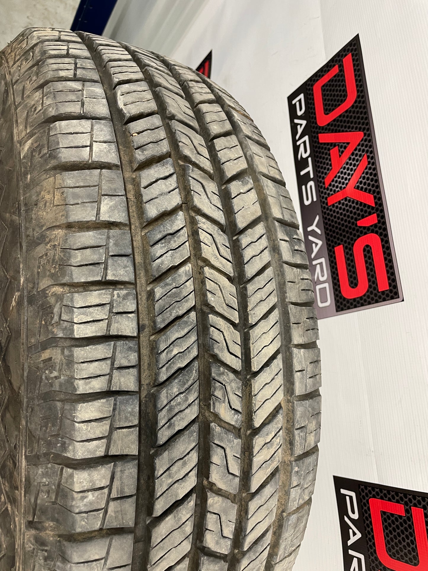 Continental Terrain Contact AT 285/45R22