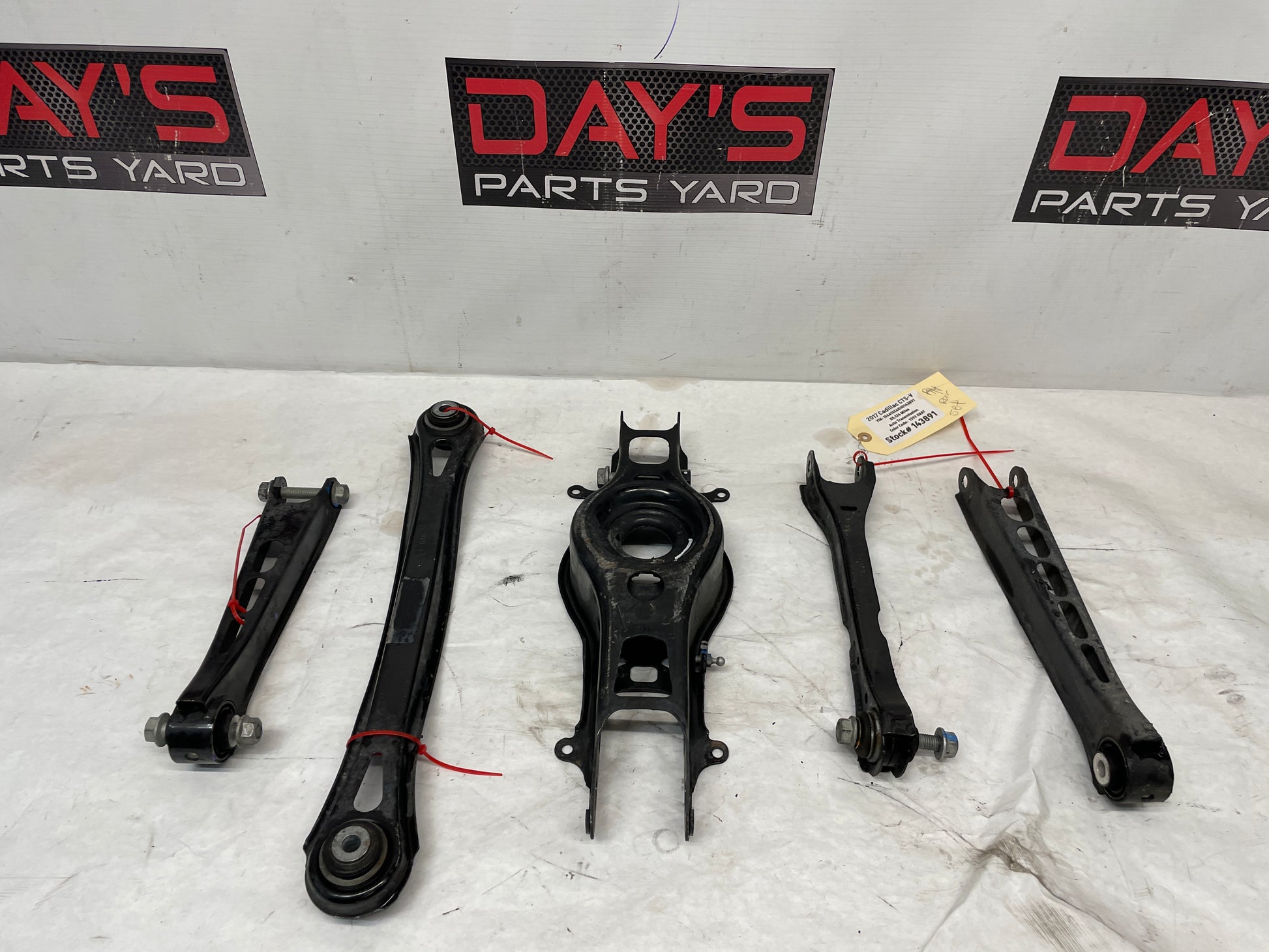 2017 Cadillac CTS-V Complete RH Passenger Rear Suspension Control Trailing Arms Links Rod  Set OEM - Day's Parts Yard