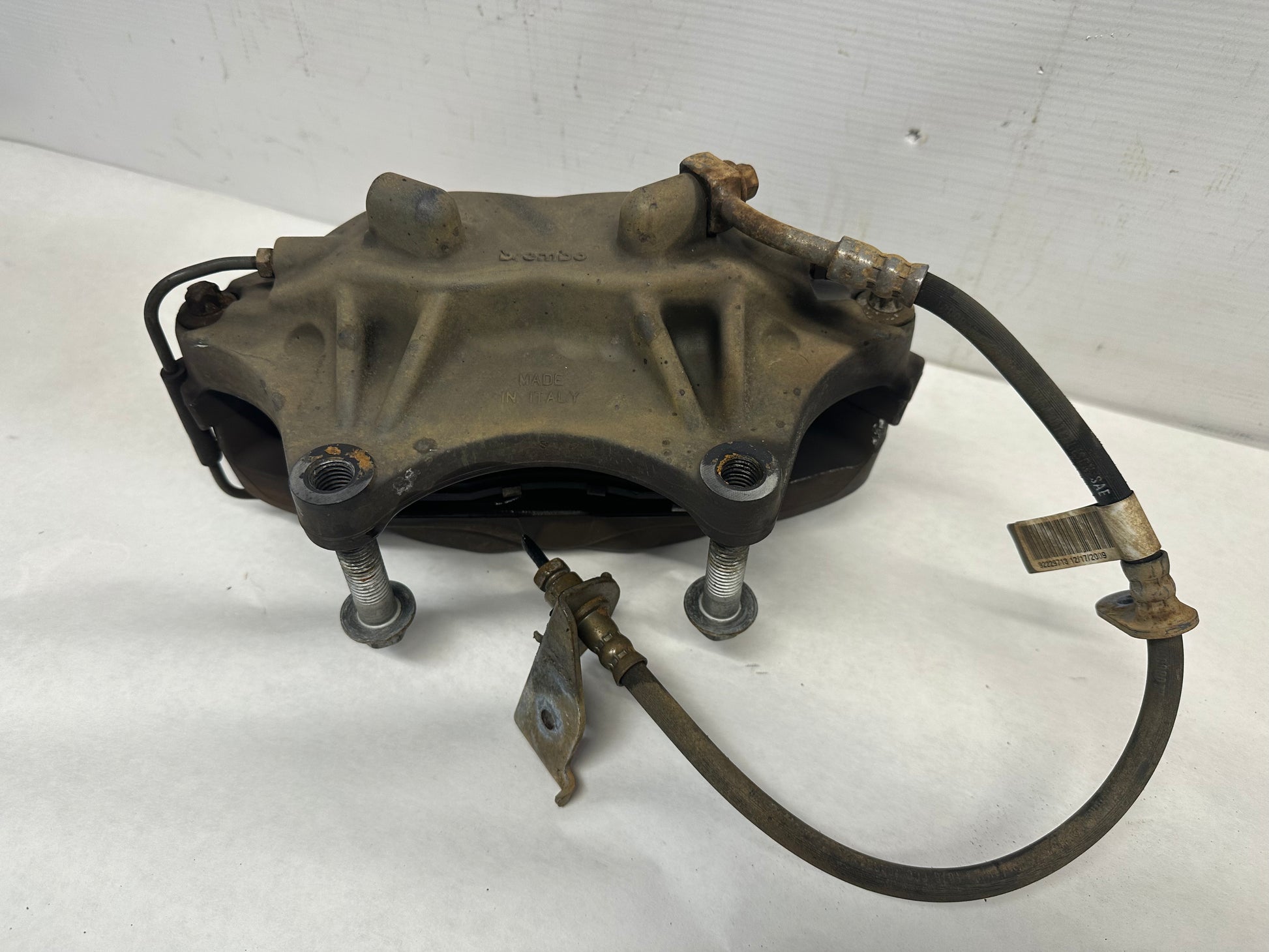 2010 Chevy Camaro SS Brembo Brake Calipers Front and Rear OEM - Day's Parts Yard