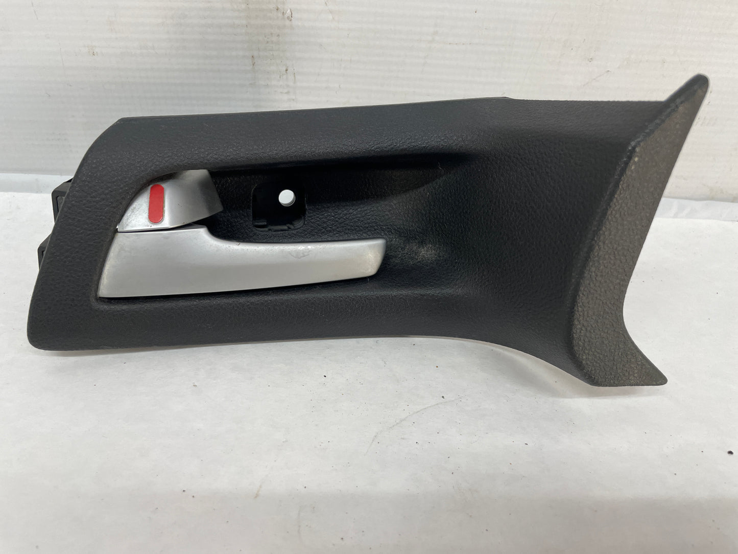 2009 Pontiac G8 GT LH Driver Front Interior Door Handle OEM