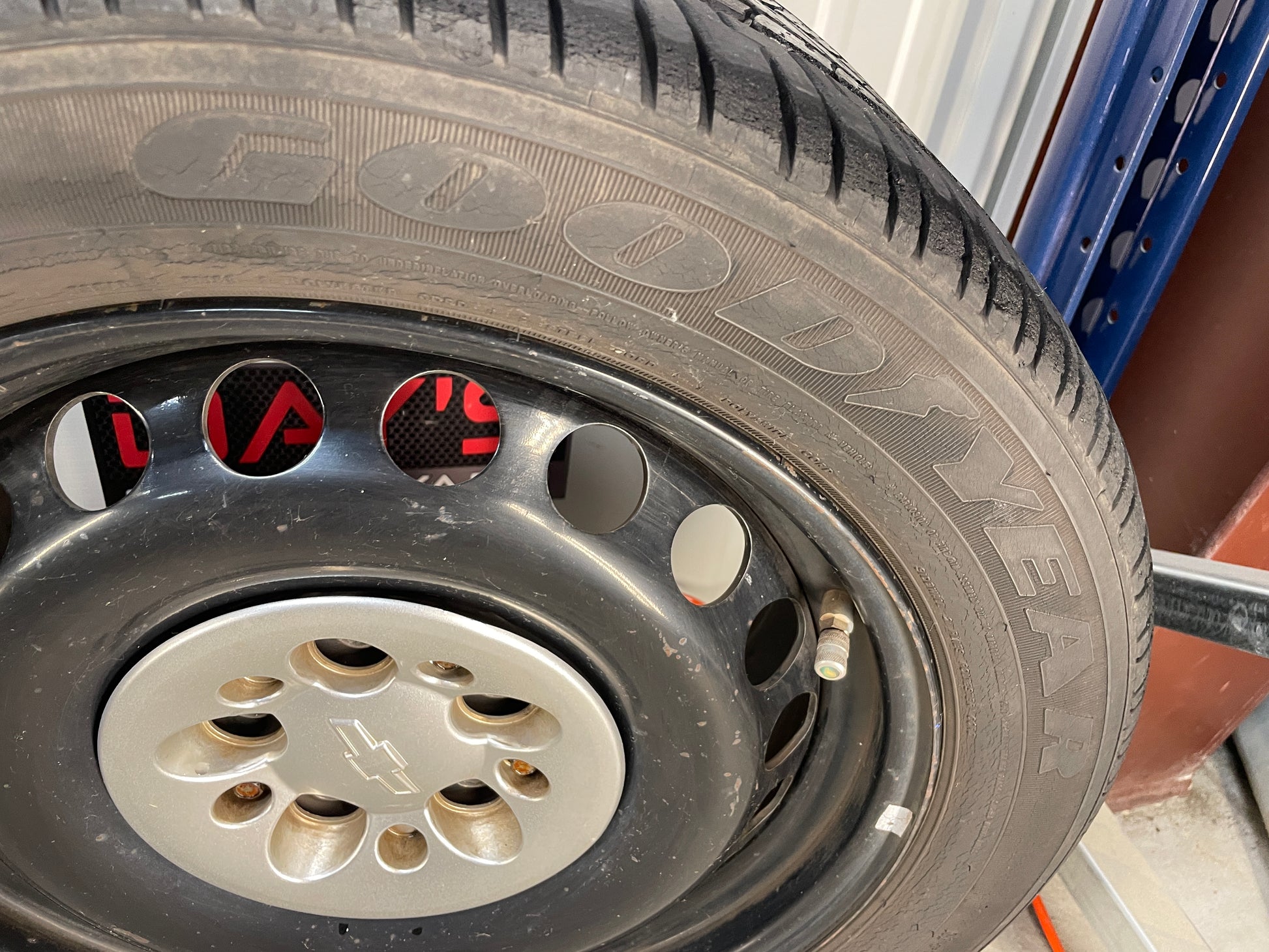 2013 Chevy Caprice PPV Wheel & Tire Set Goodyear Eagle 235/50R18 - Day's Parts Yard