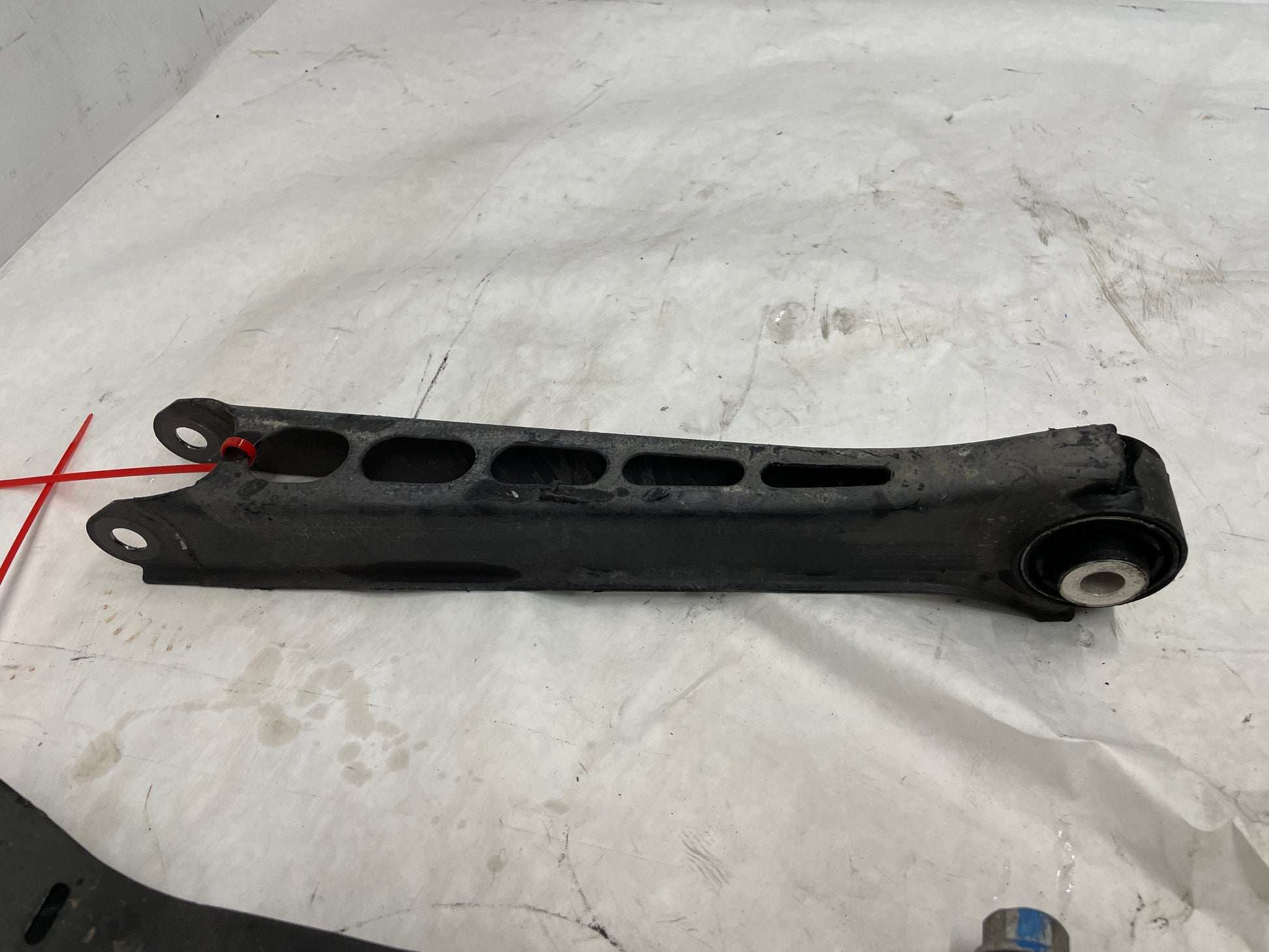 2017 Cadillac CTS-V Complete RH Passenger Rear Suspension Control Trailing Arms Links Rod  Set OEM - Day's Parts Yard