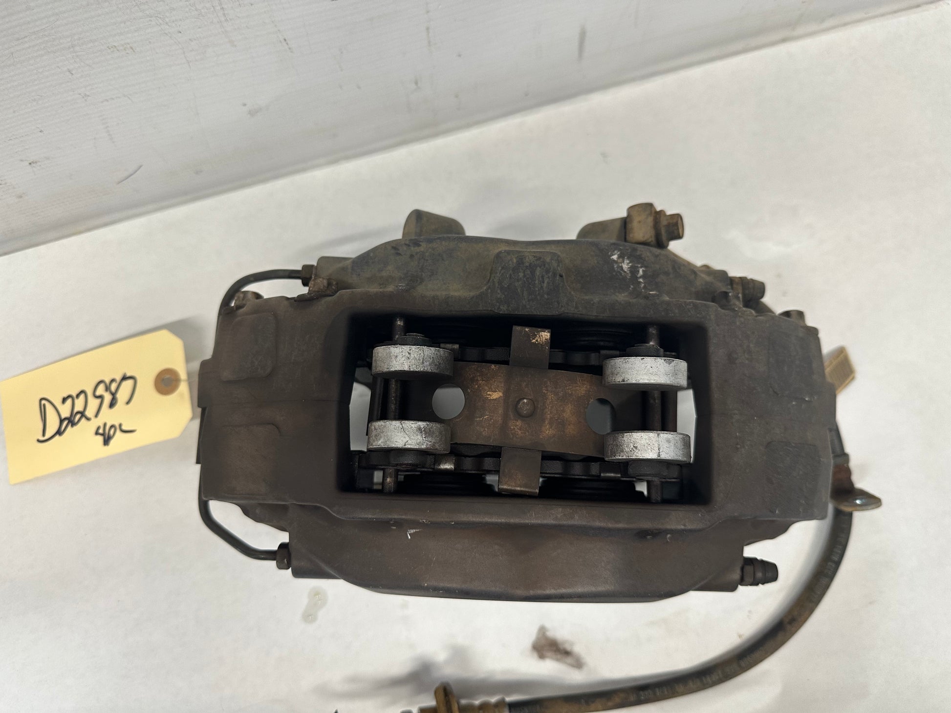 2010 Chevy Camaro SS Brembo Brake Calipers Front and Rear OEM - Day's Parts Yard