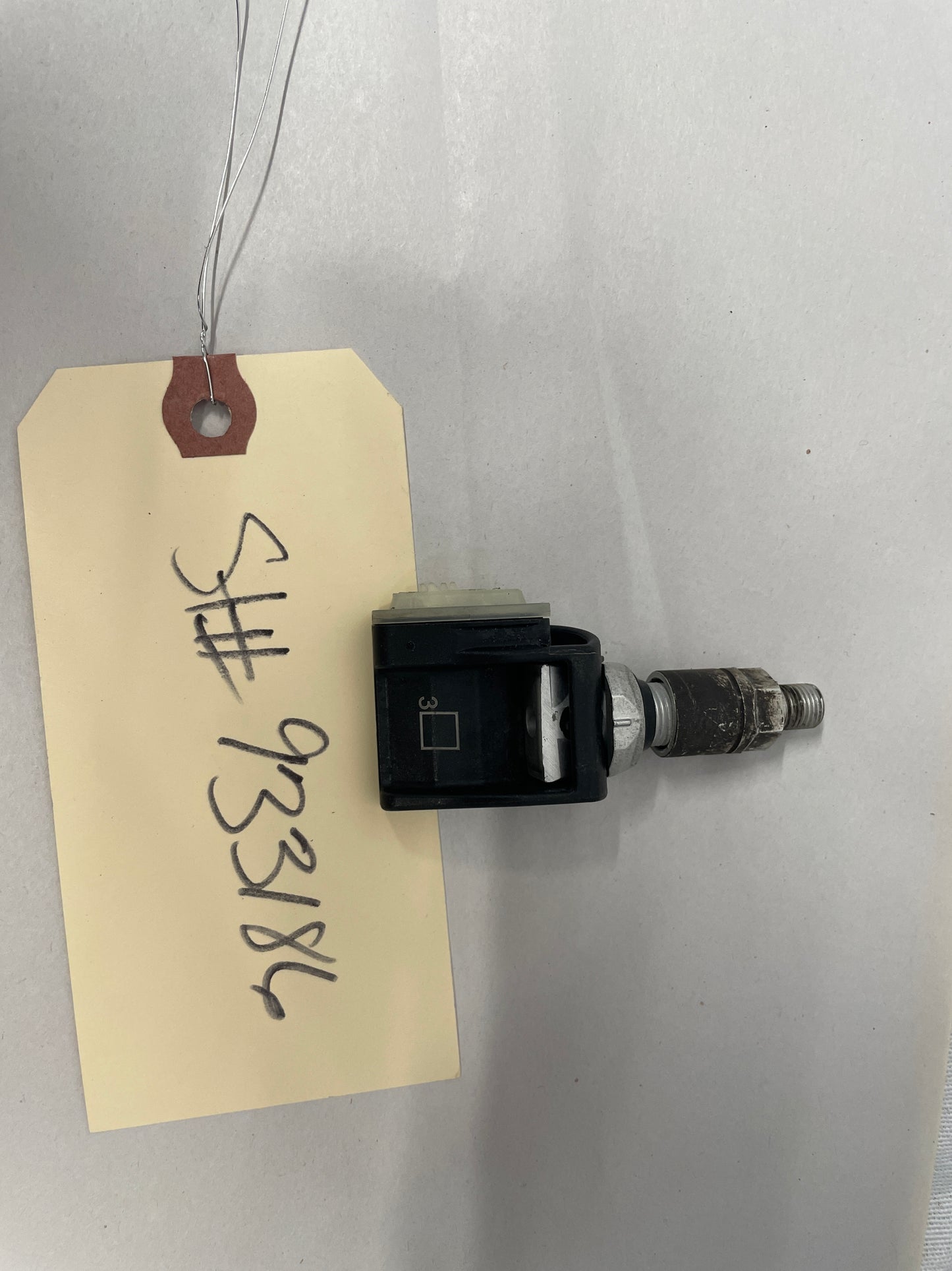 2014 Chevy SS Sedan Tire Pressure Sensor OEM - Day's Parts Yard