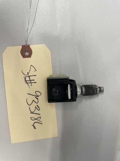 2014 Chevy SS Sedan Tire Pressure Sensor OEM - Day's Parts Yard