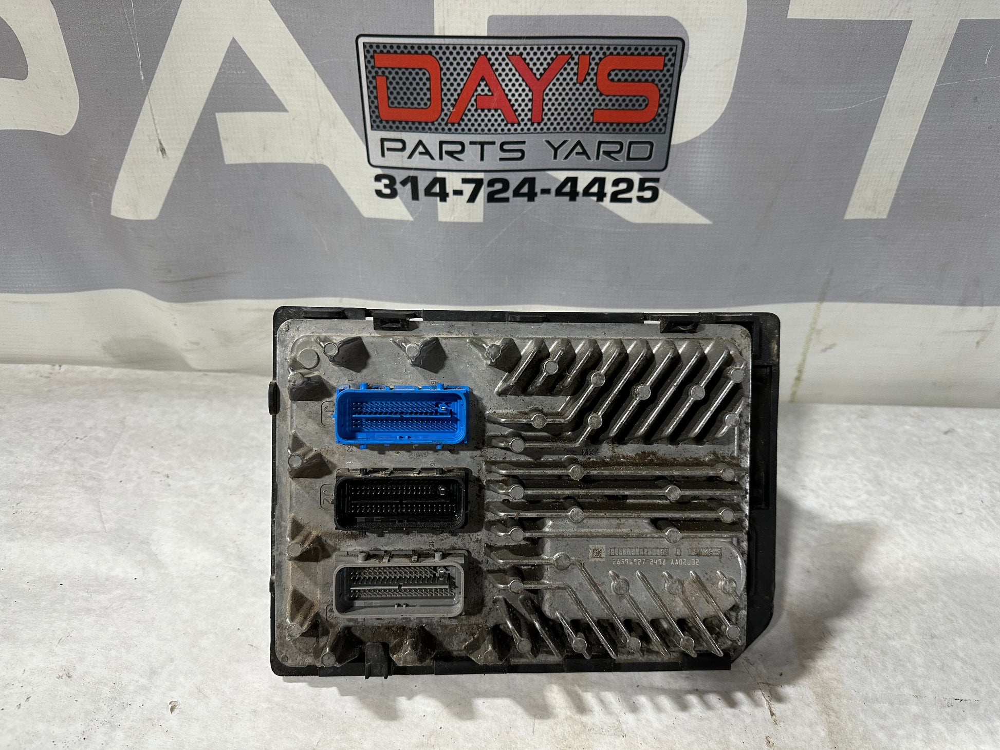 2018 GMC Sierra 1500 SLT Engine Computer ECU Control Module E92 OEM - Day's Parts Yard