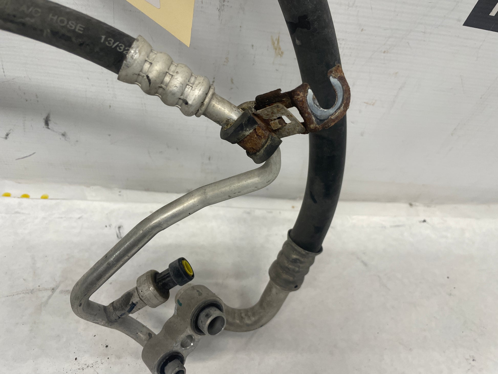 2008 Pontiac G8 Base AC Air Conditioner Compressor Manifold Line Hose Tube OEM - Day's Parts Yard