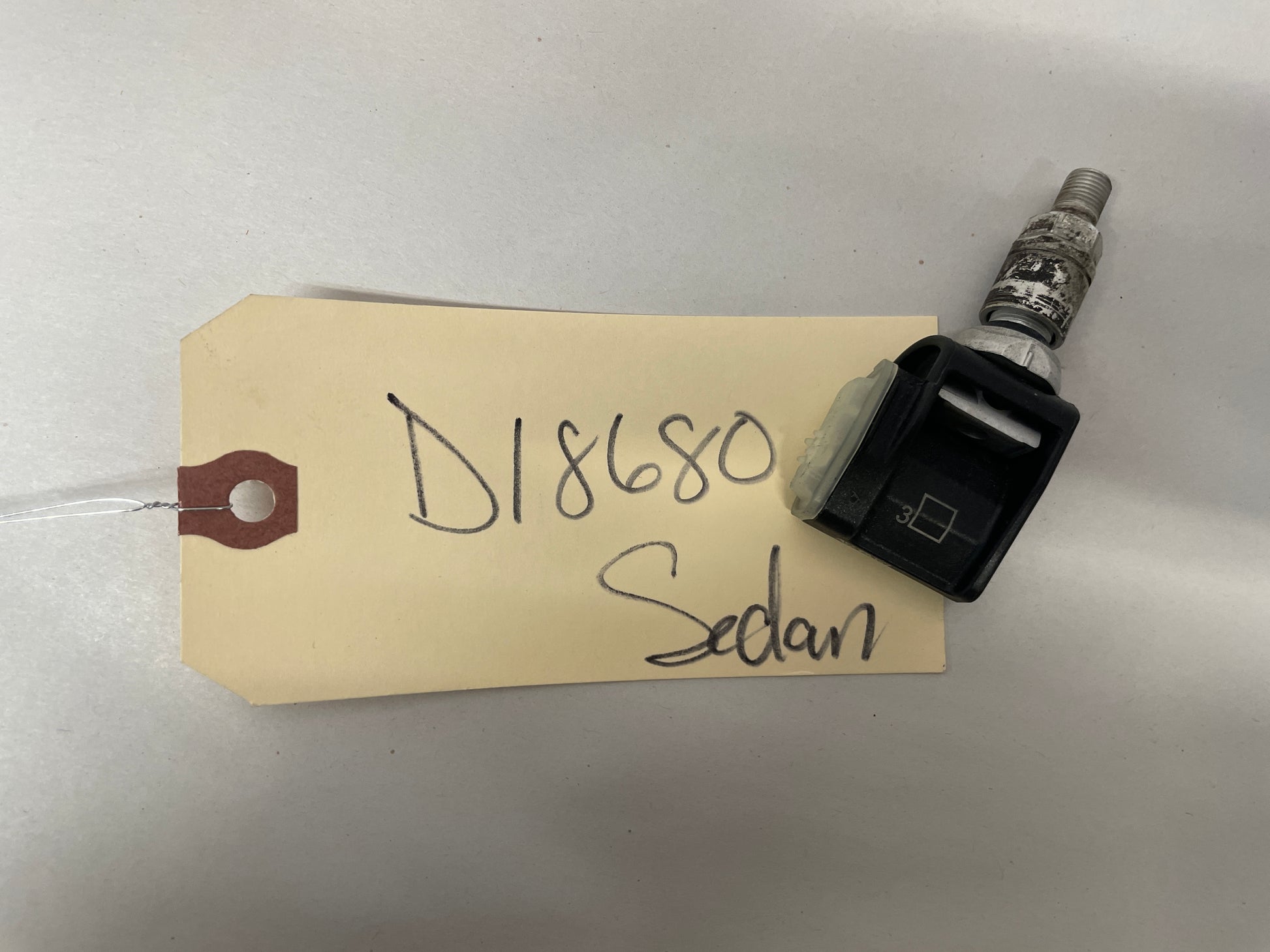 2014 Chevy SS Sedan Tire Pressure Sensor OEM - Day's Parts Yard