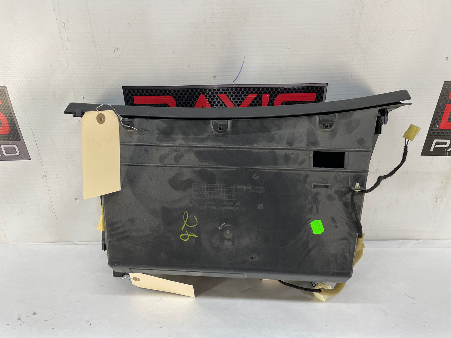 2009 Pontiac G8 GT Glove Box Dash Compartment OEM