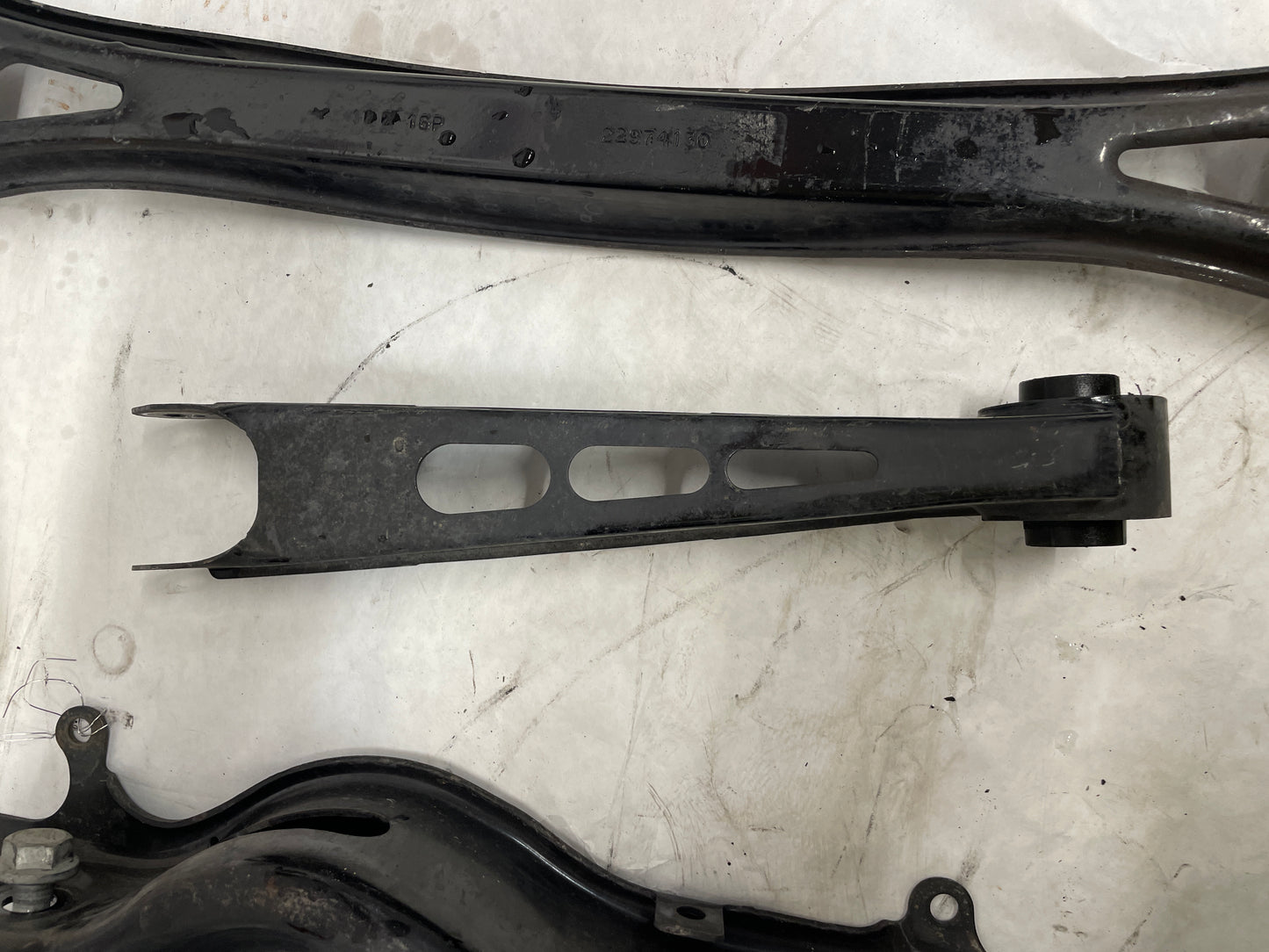 2017 Cadillac CTS-V LH Driver Rear Suspension Control Trailing Arms Rods Links Set OEM - Day's Parts Yard