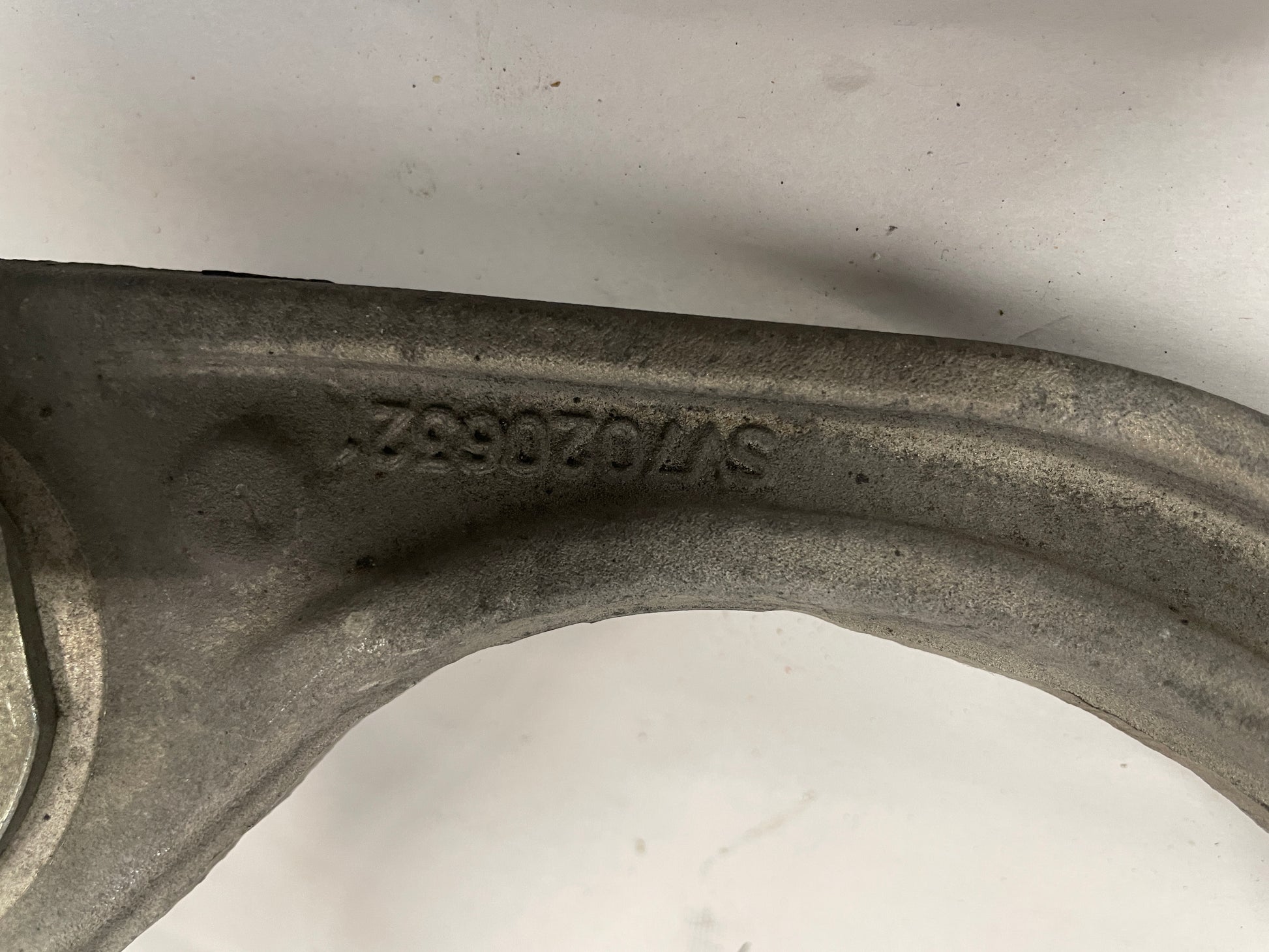 2014 Cadillac CTS-V LH Driver Front Upper Control Arm OEM - Day's Parts Yard
