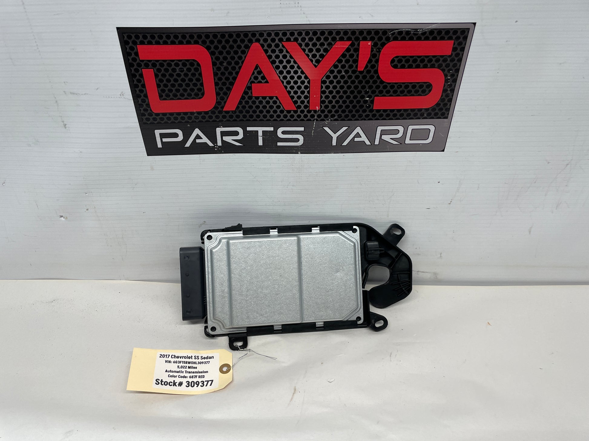 2017 Chevy SS Sedan Electronic Suspension Control Module w/ Bracket OEM - Day's Parts Yard