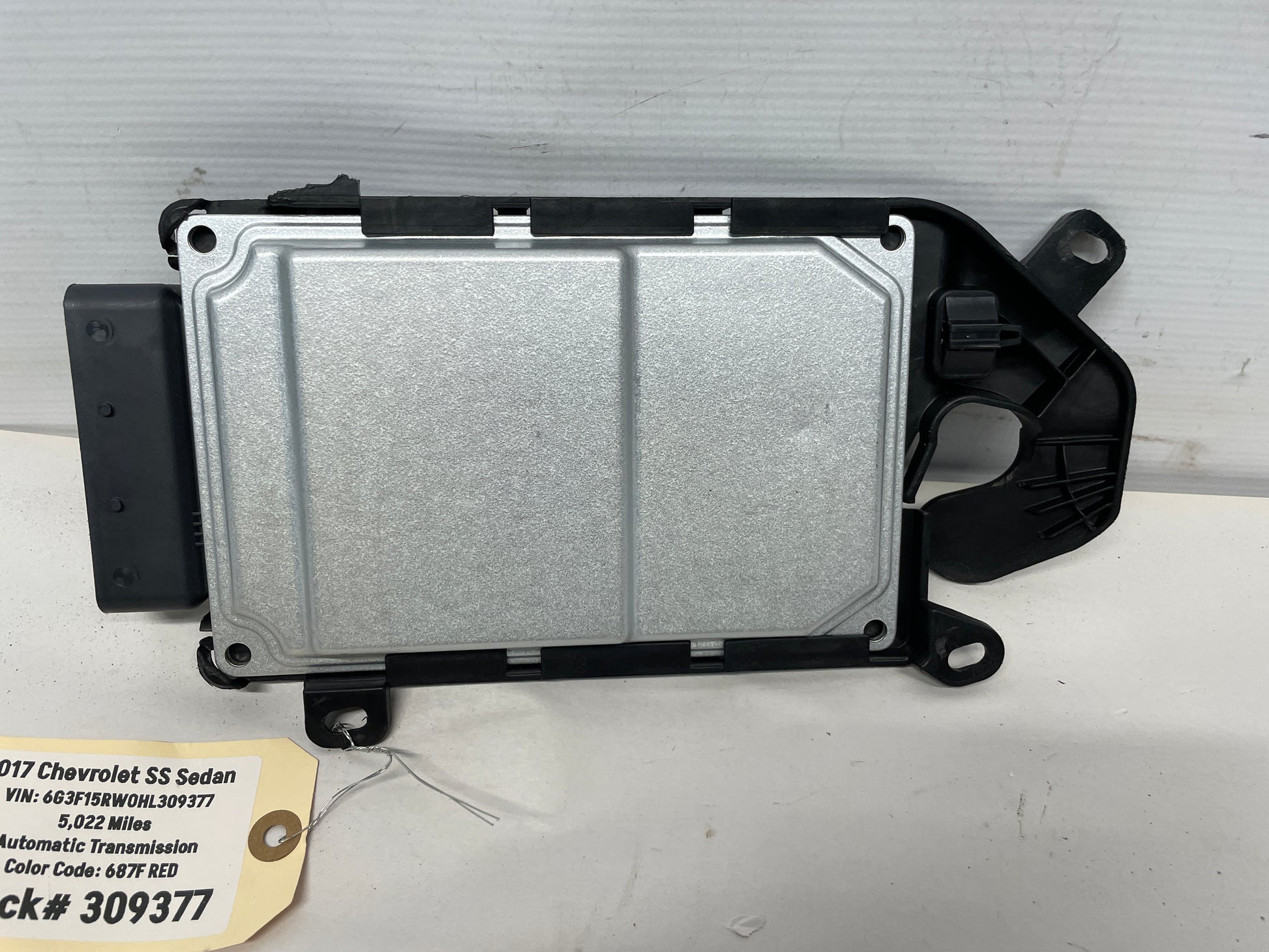 2017 Chevy SS Sedan Electronic Suspension Control Module w/ Bracket OEM - Day's Parts Yard