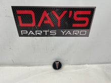 2005 Pontiac GTO Wheel Center Cap Aftermarket - Day's Parts Yard