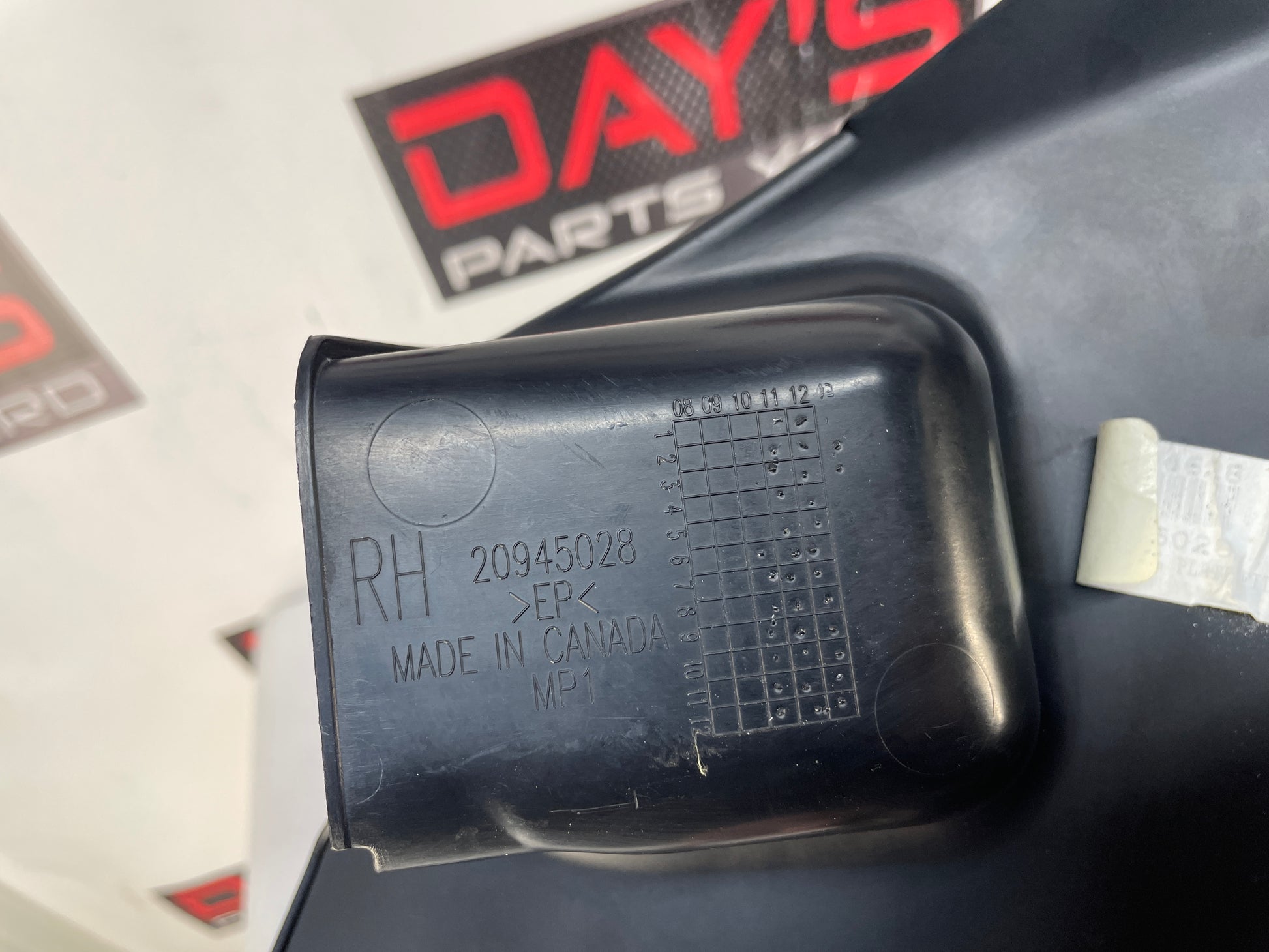 2013 Chevy Camaro ZL1 RH & LH Rear Bumper Taillight Filler Panels OEM - Day's Parts Yard