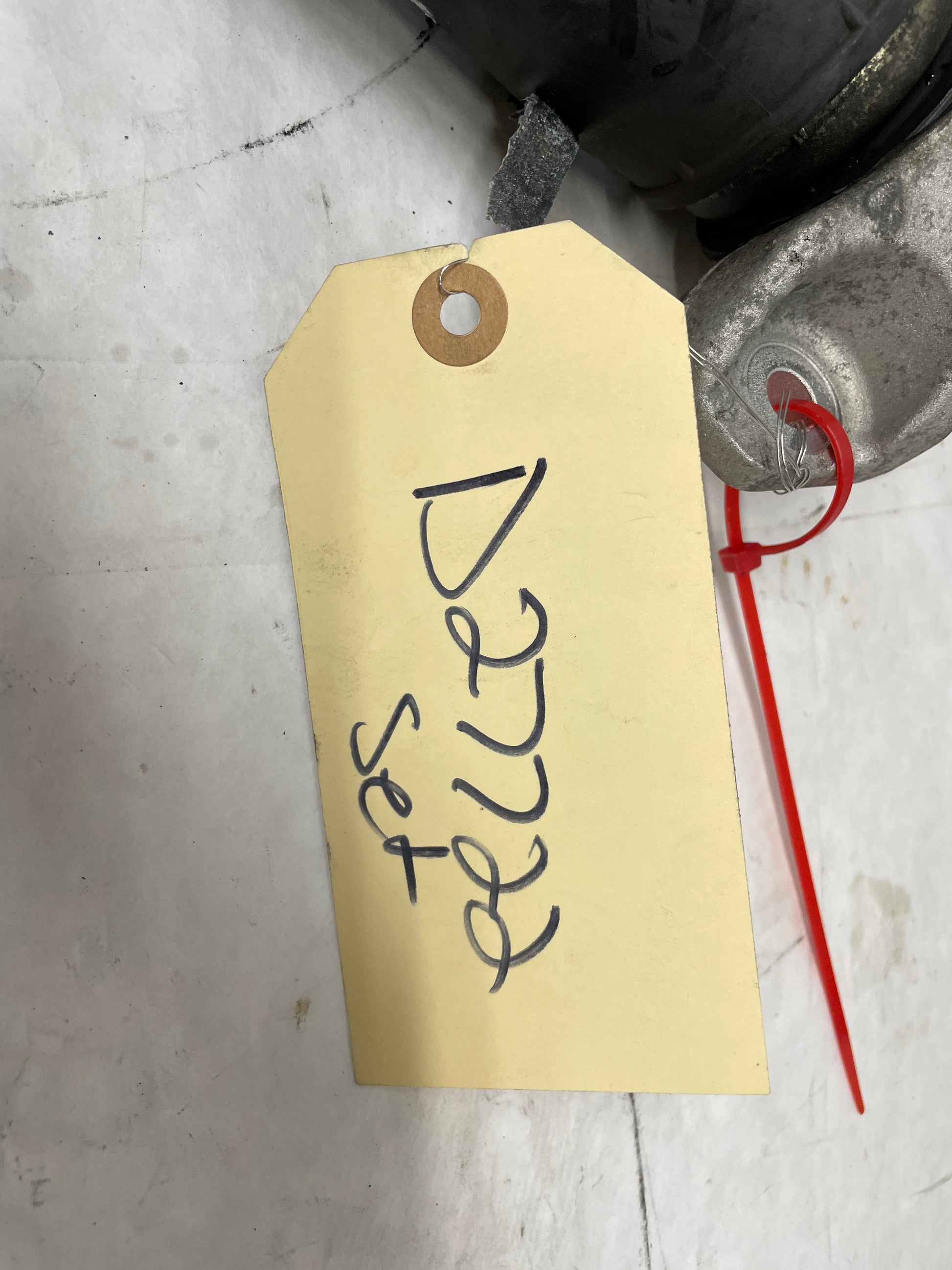 2017 Cadillac CTS-V RH & LH Rear Suspension Shock Absorber Magnetic Ride OEM - Day's Parts Yard