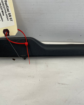 2009 Pontiac G8 GT RH Passenger Seat Trim OEM