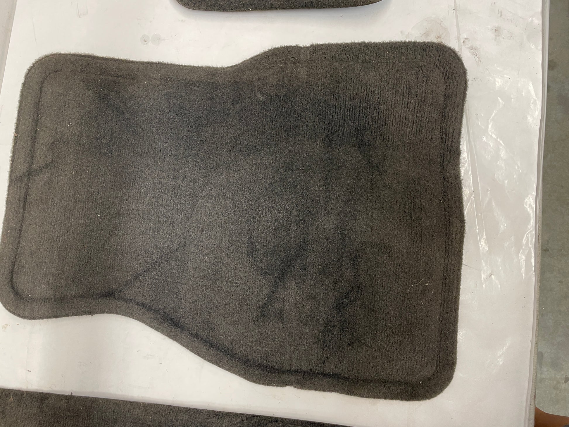 2000 Chevy Camaro Floor Mats Set OEM - Day's Parts Yard