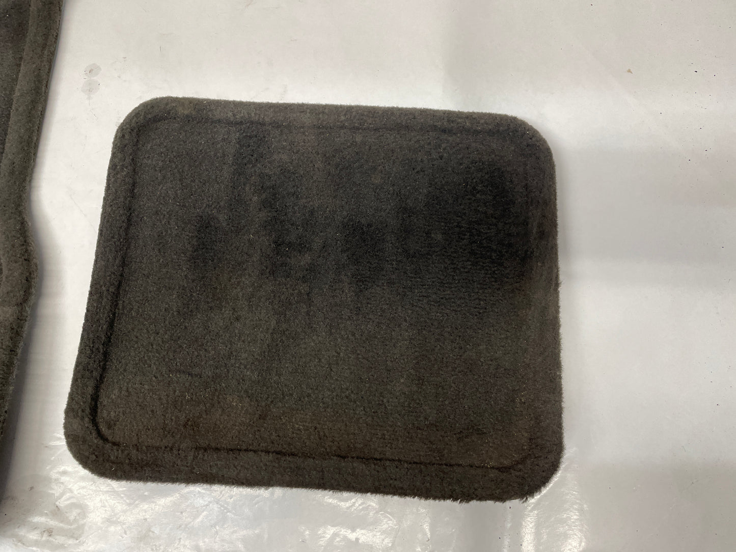 2000 Chevy Camaro Floor Mats Set OEM - Day's Parts Yard