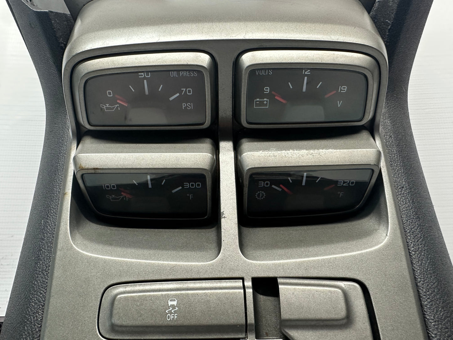 2010 Chevy Camaro SS Complete Center Console Arm Rest w/ Auxiliary Gauges OEM - Day's Parts Yard