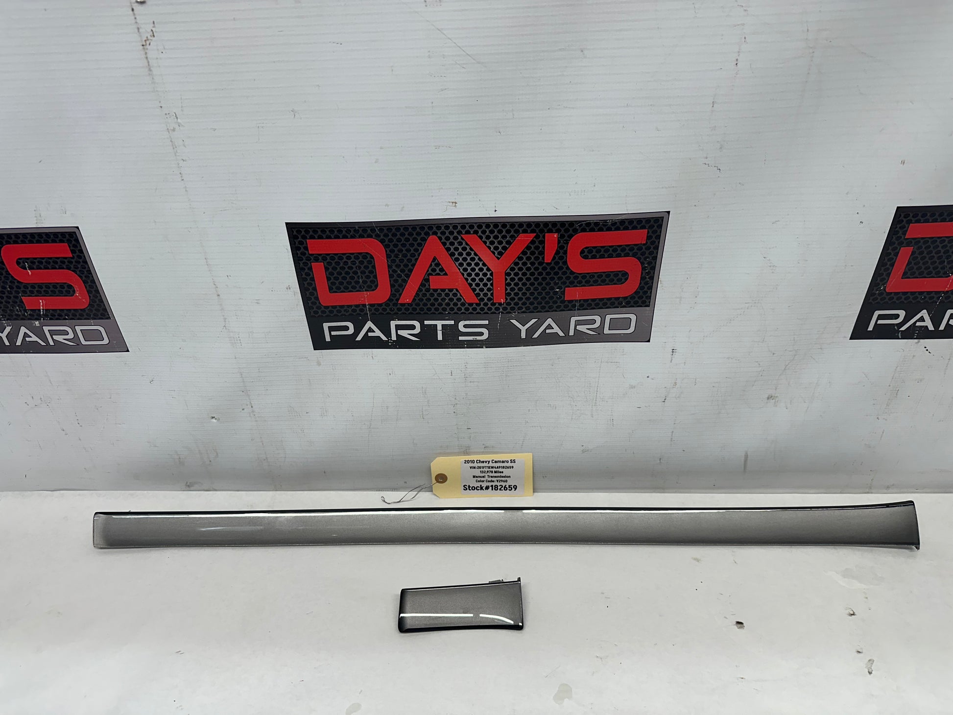2010 Chevy Camaro SS Silver Applique Dash Trim Molding Panels OEM - Day's Parts Yard